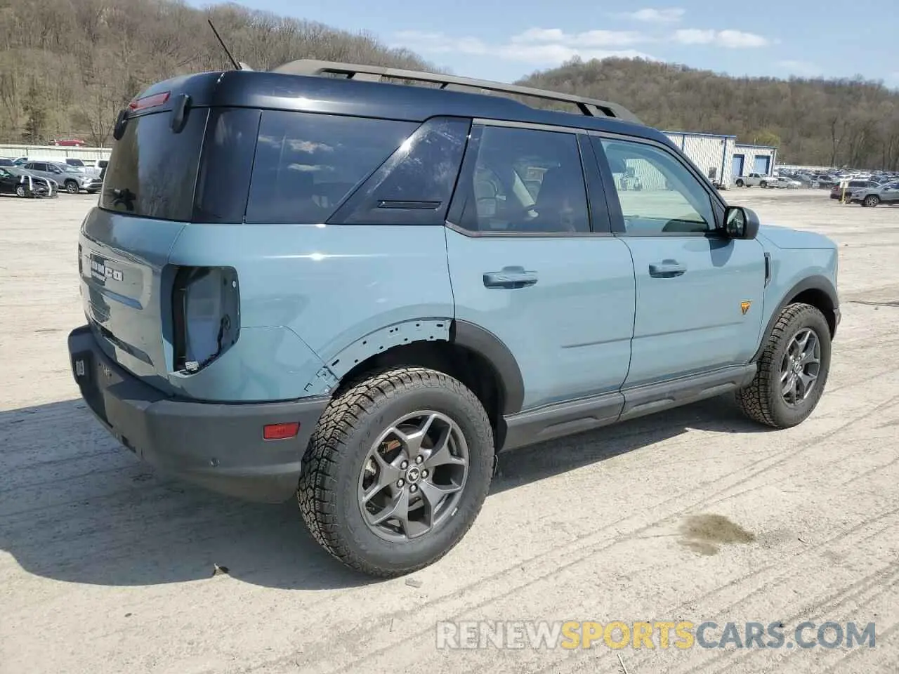 3 Photograph of a damaged car 3FMCR9D92MRA00695 FORD BRONCO 2021