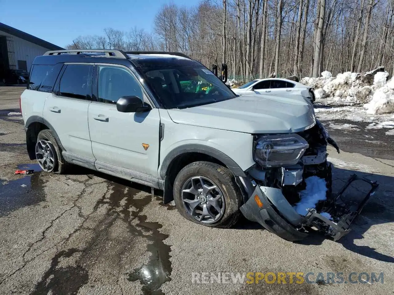 4 Photograph of a damaged car 3FMCR9D94MRA87340 FORD BRONCO 2021