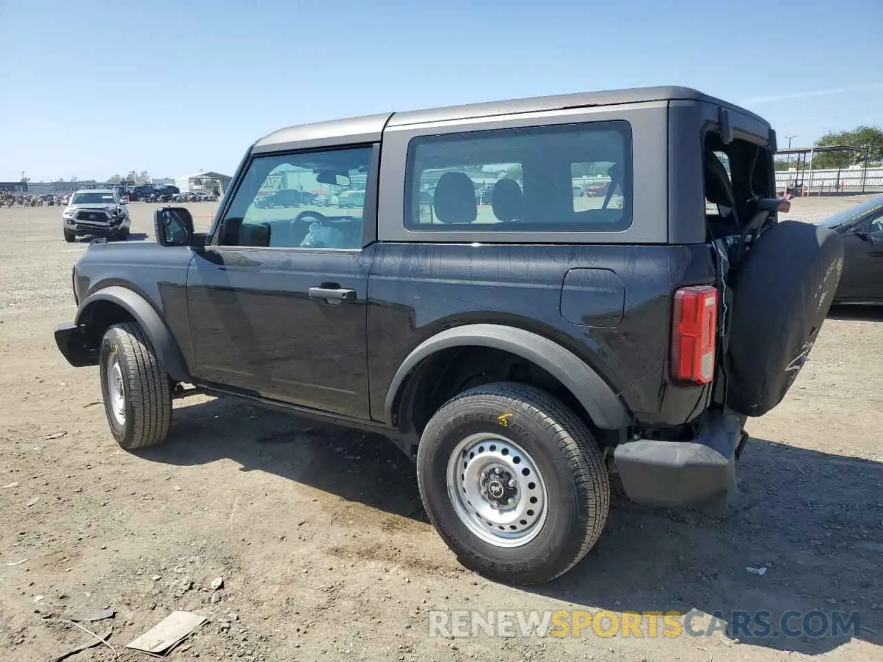 2 Photograph of a damaged car 1FMDE5AP5NLB09955 FORD BRONCO 2022