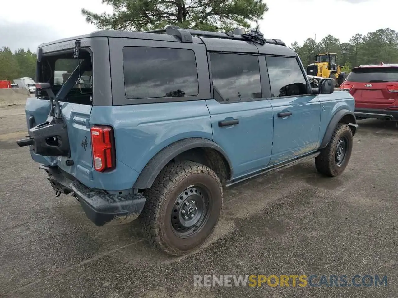 3 Photograph of a damaged car 1FMDE5BH1NLB03299 FORD BRONCO 2022