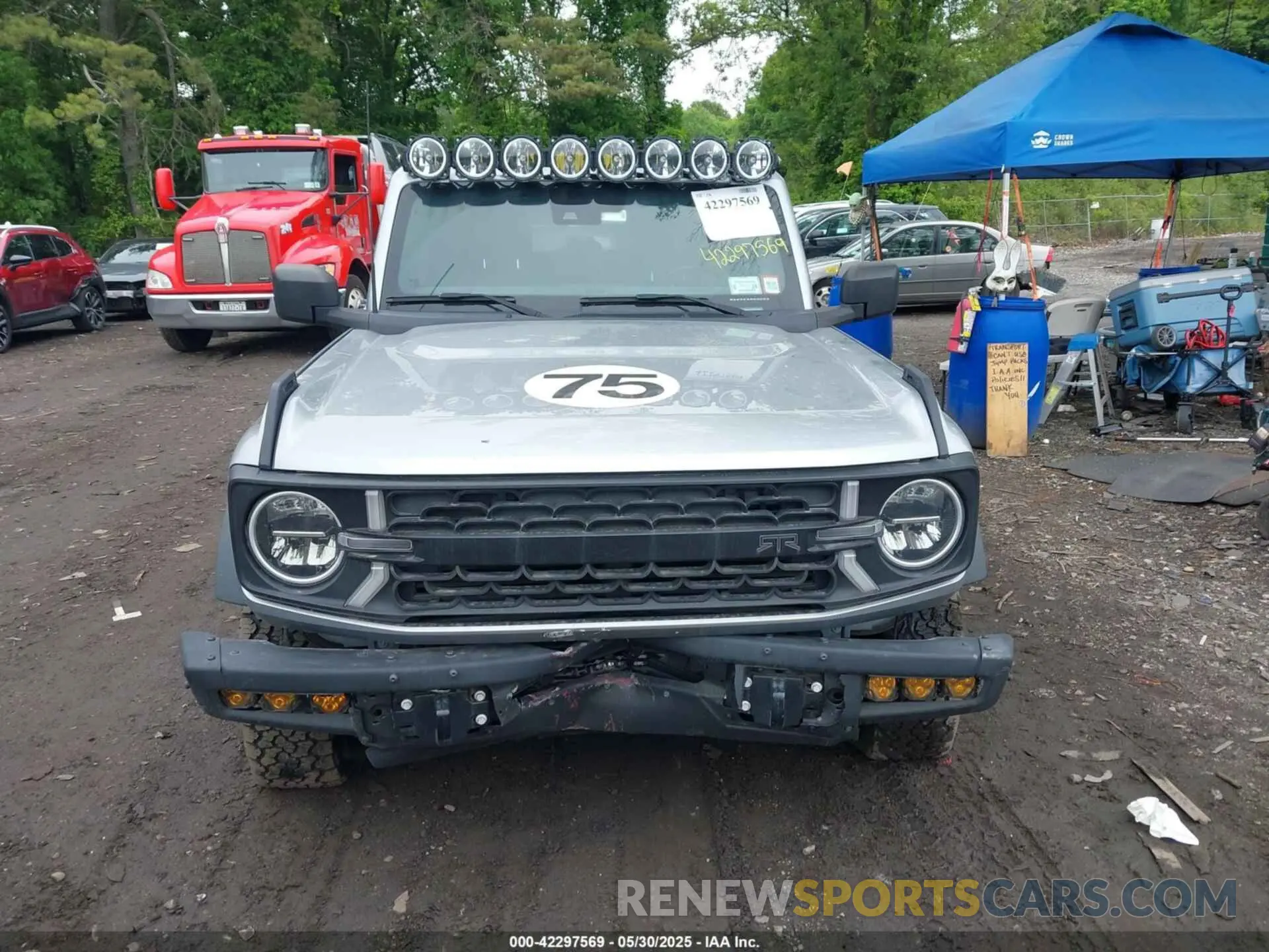 12 Photograph of a damaged car 1FMDE5BH4NLA78737 FORD BRONCO 2022