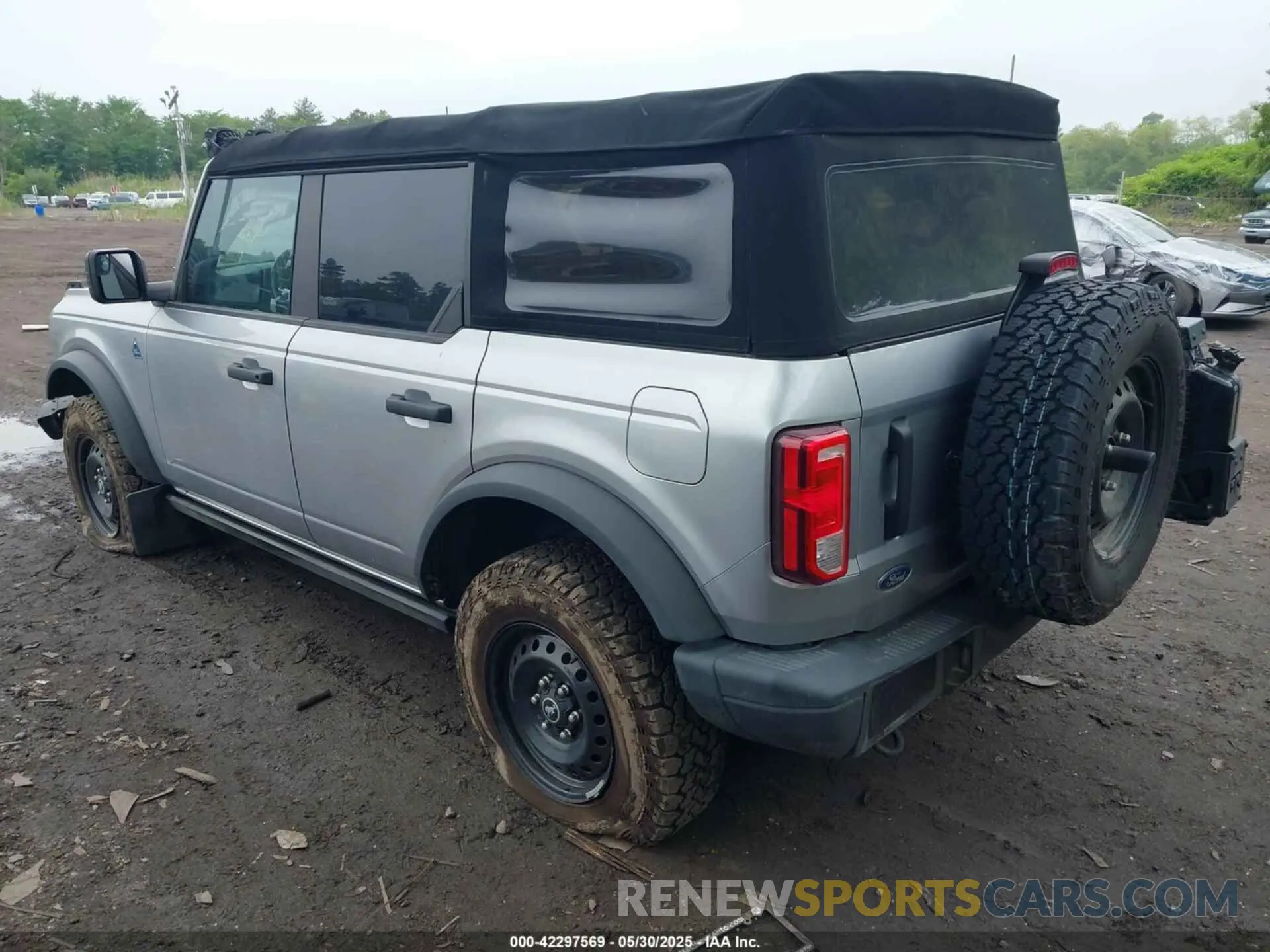 3 Photograph of a damaged car 1FMDE5BH4NLA78737 FORD BRONCO 2022