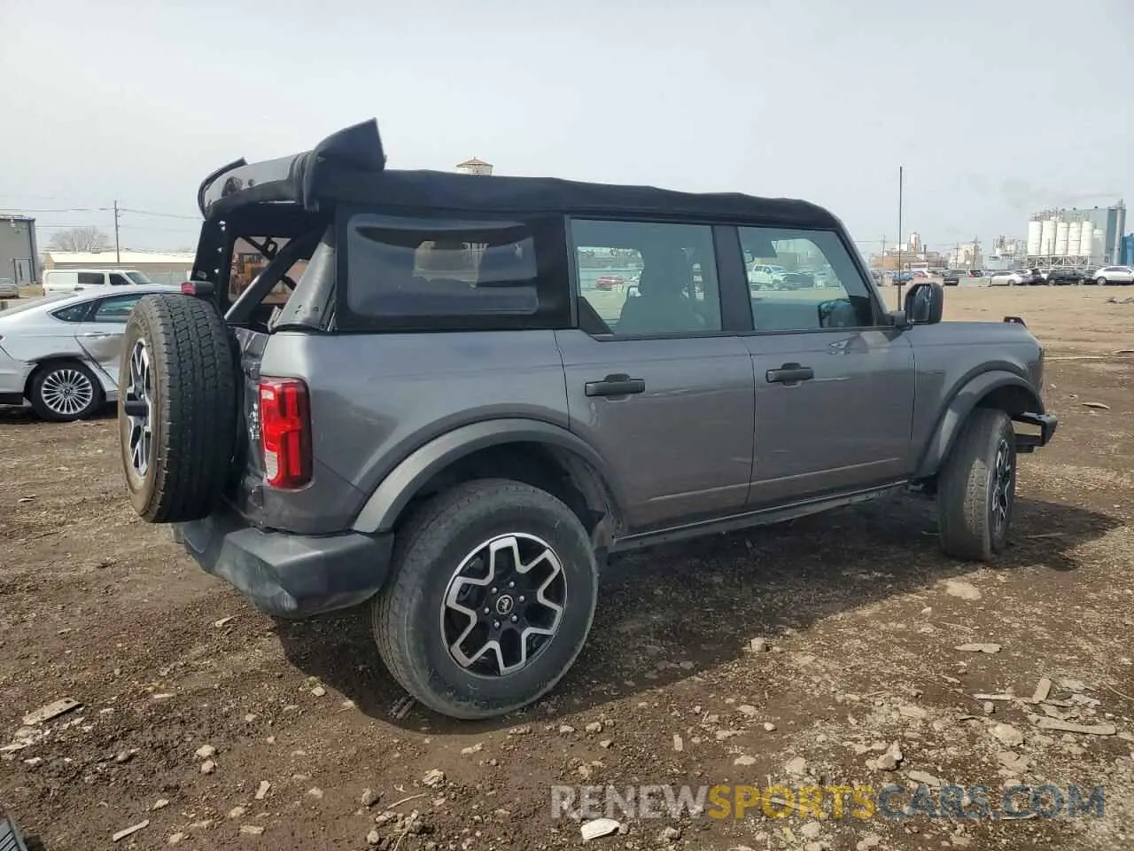 3 Photograph of a damaged car 1FMDE5BH9NLA86185 FORD BRONCO 2022