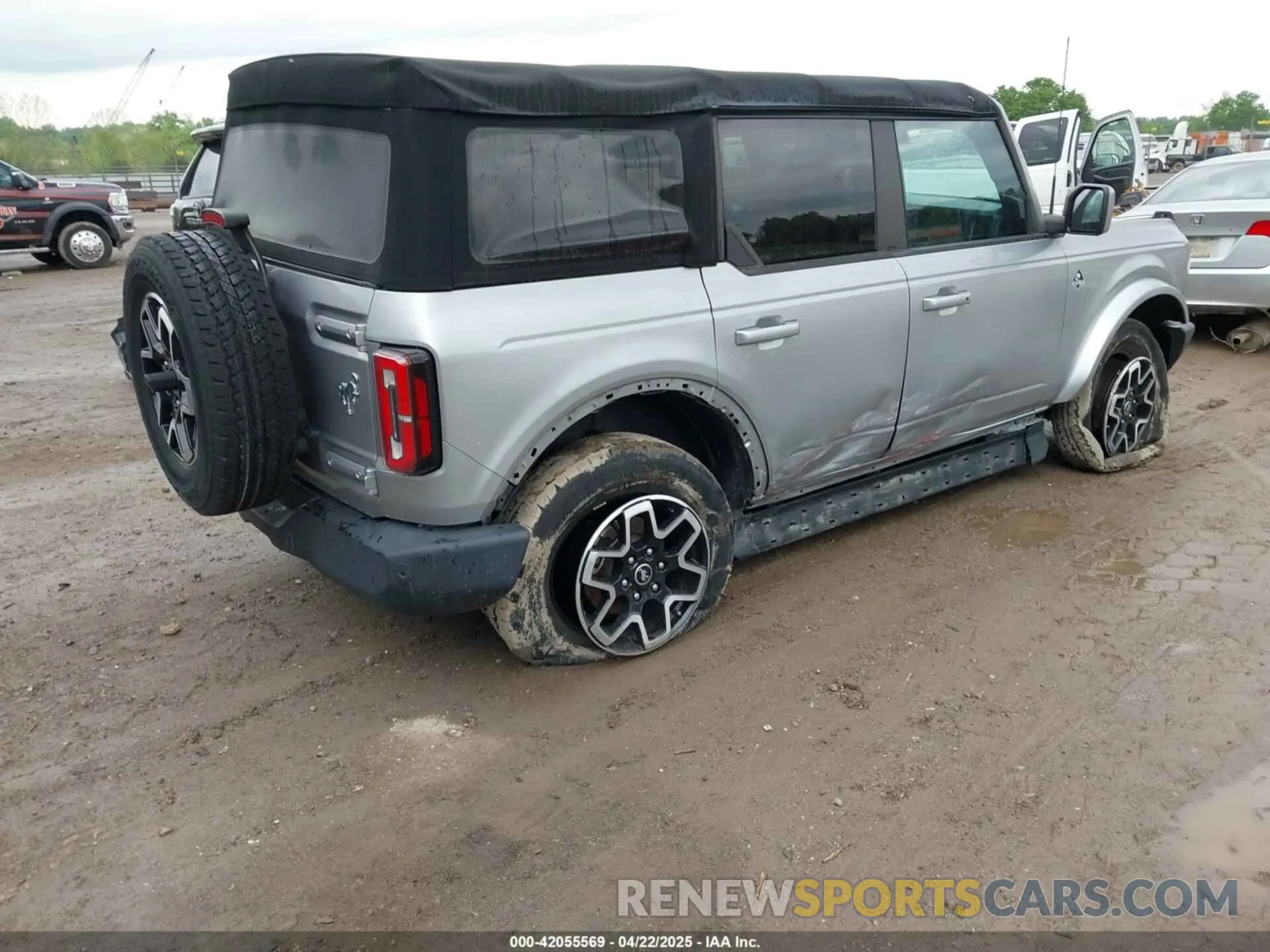 4 Фотография поврежденного автомобиля 1FMDE5DH0NLA98903 FORD BRONCO 2022