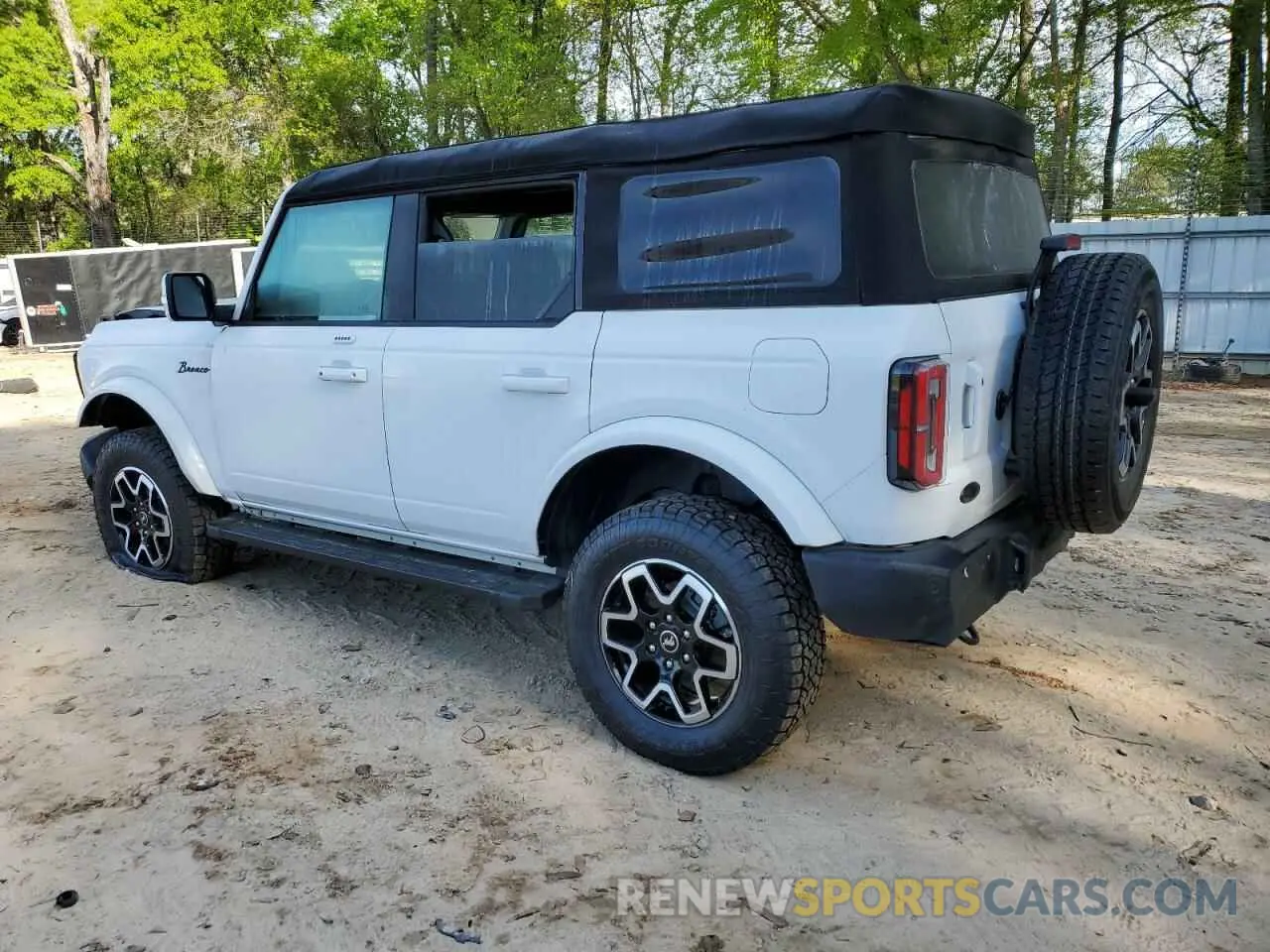 2 Photograph of a damaged car 1FMEE5BP3NLB29902 FORD BRONCO 2022