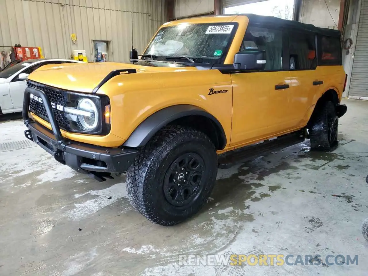 1 Фотография поврежденного автомобиля 1FMEE5DP1NLA92717 FORD BRONCO 2022