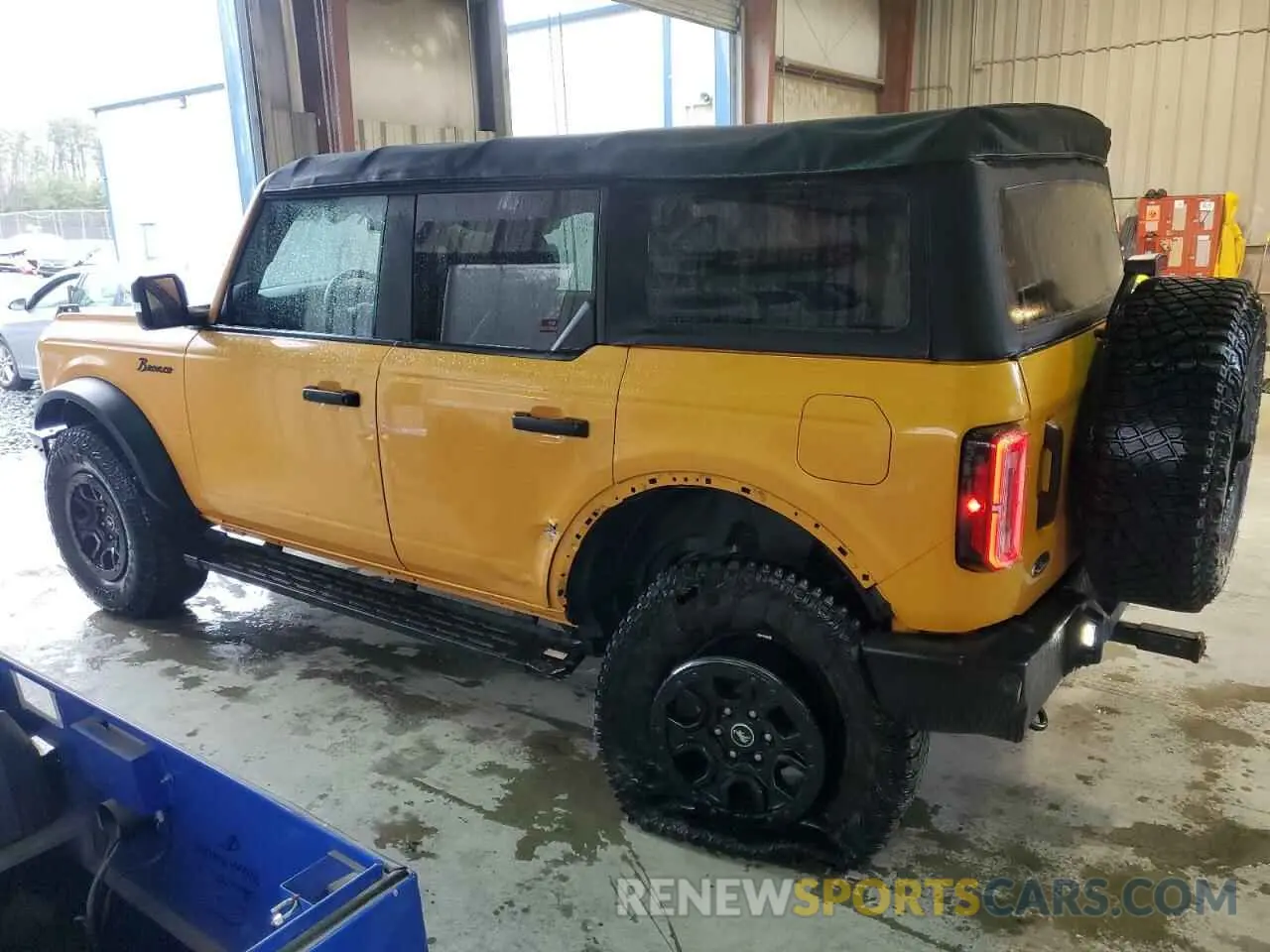 2 Фотография поврежденного автомобиля 1FMEE5DP1NLA92717 FORD BRONCO 2022