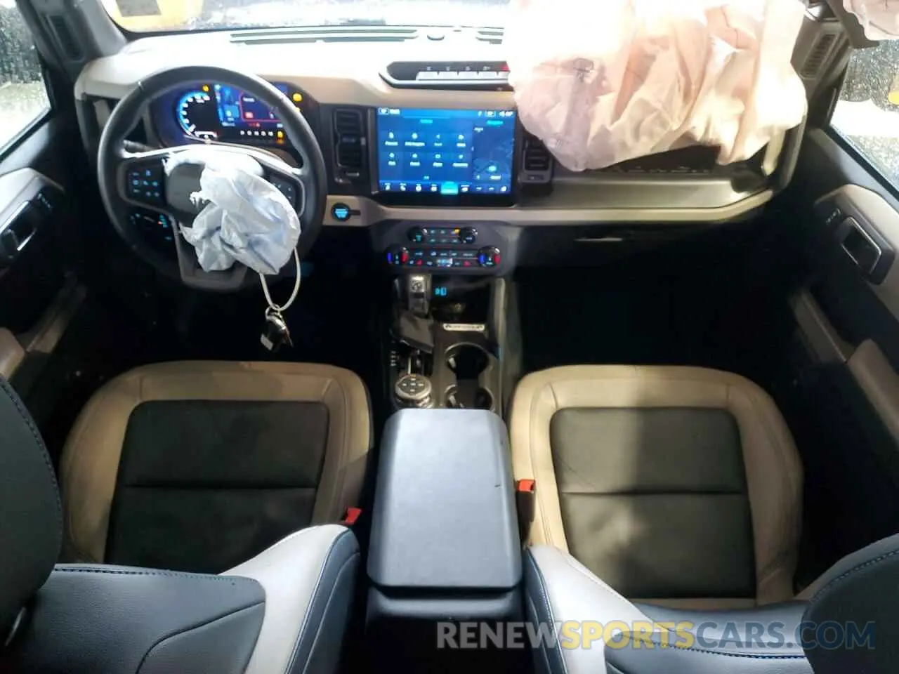 8 Фотография поврежденного автомобиля 1FMEE5DP1NLA92717 FORD BRONCO 2022