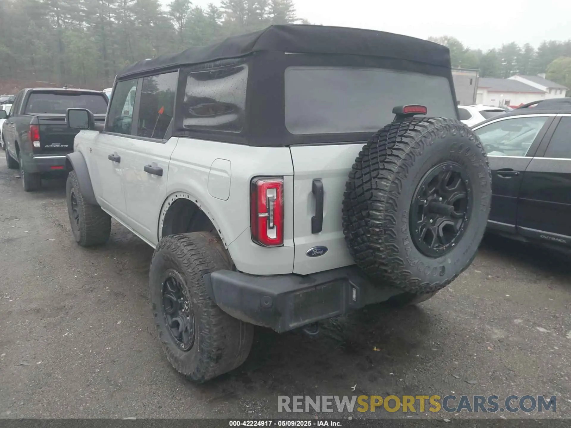 3 Фотография поврежденного автомобиля 1FMEE5DP2NLA70127 FORD BRONCO 2022