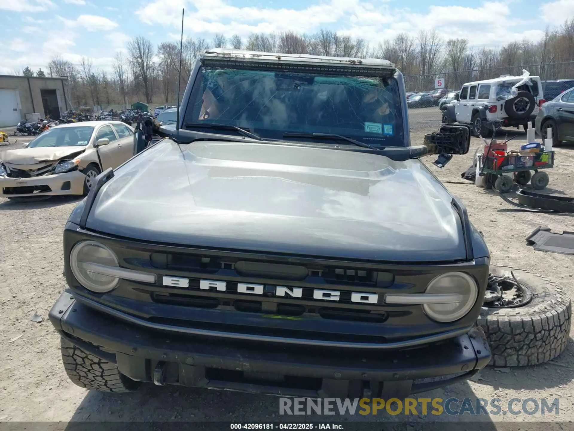 12 Фотография поврежденного автомобиля 1FMEE5DP3NLB03118 FORD BRONCO 2022