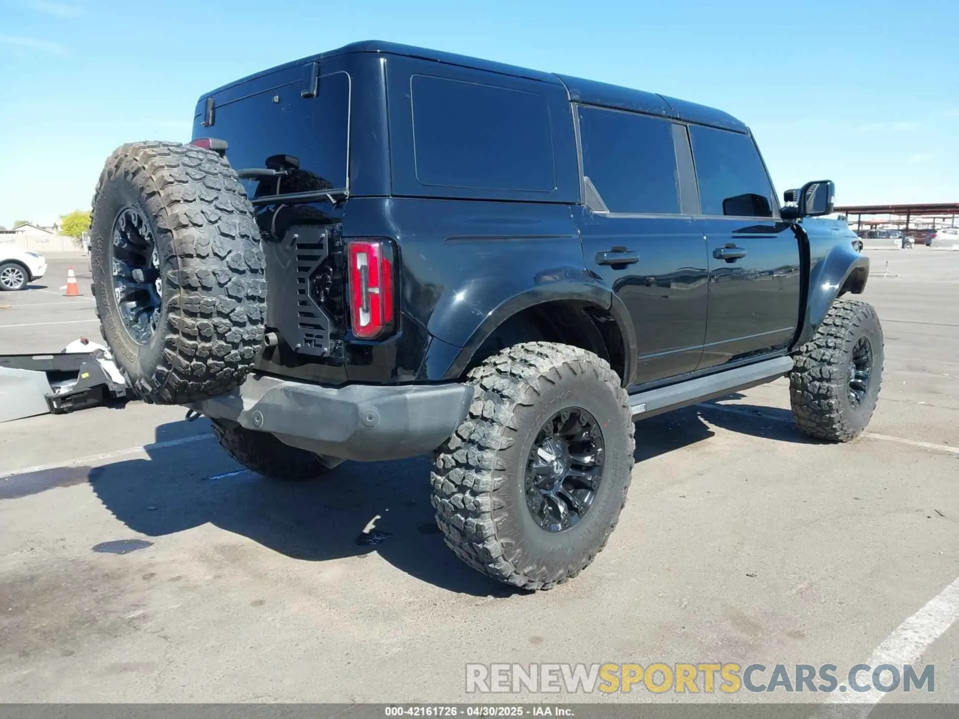 4 Фотография поврежденного автомобиля 1FMEE5DP3NLB22834 FORD BRONCO 2022
