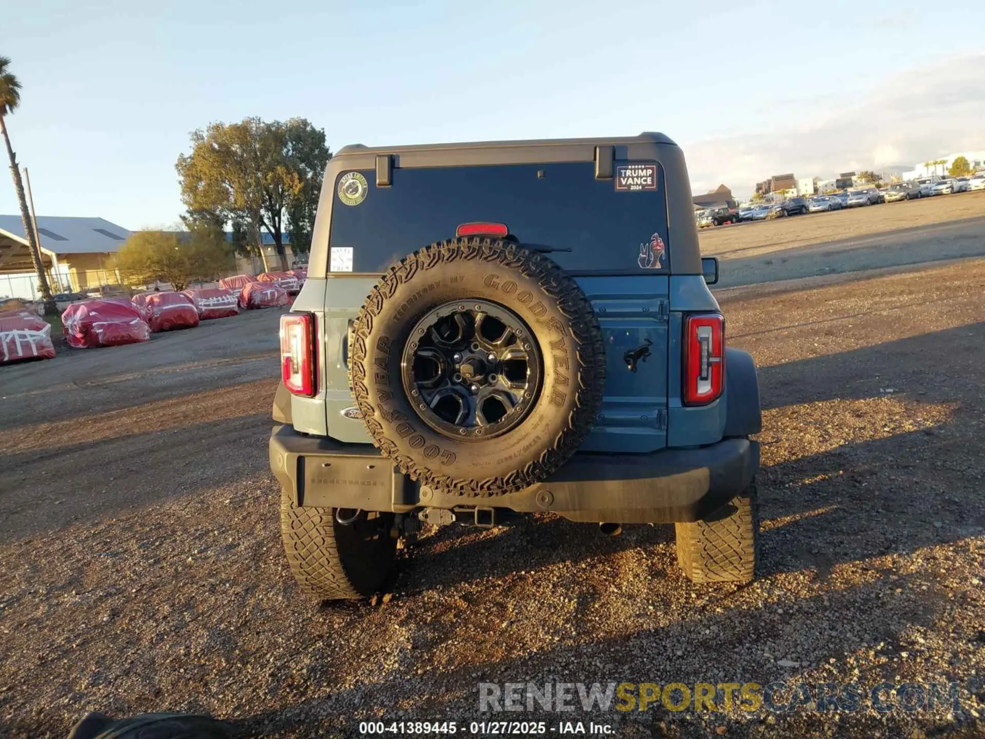 17 Фотография поврежденного автомобиля 1FMEE5DP3NLB22848 FORD BRONCO 2022