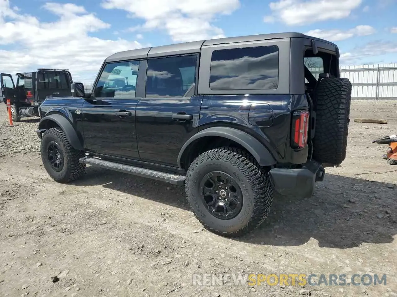 2 Фотография поврежденного автомобиля 1FMEE5DP4NLB67930 FORD BRONCO 2022