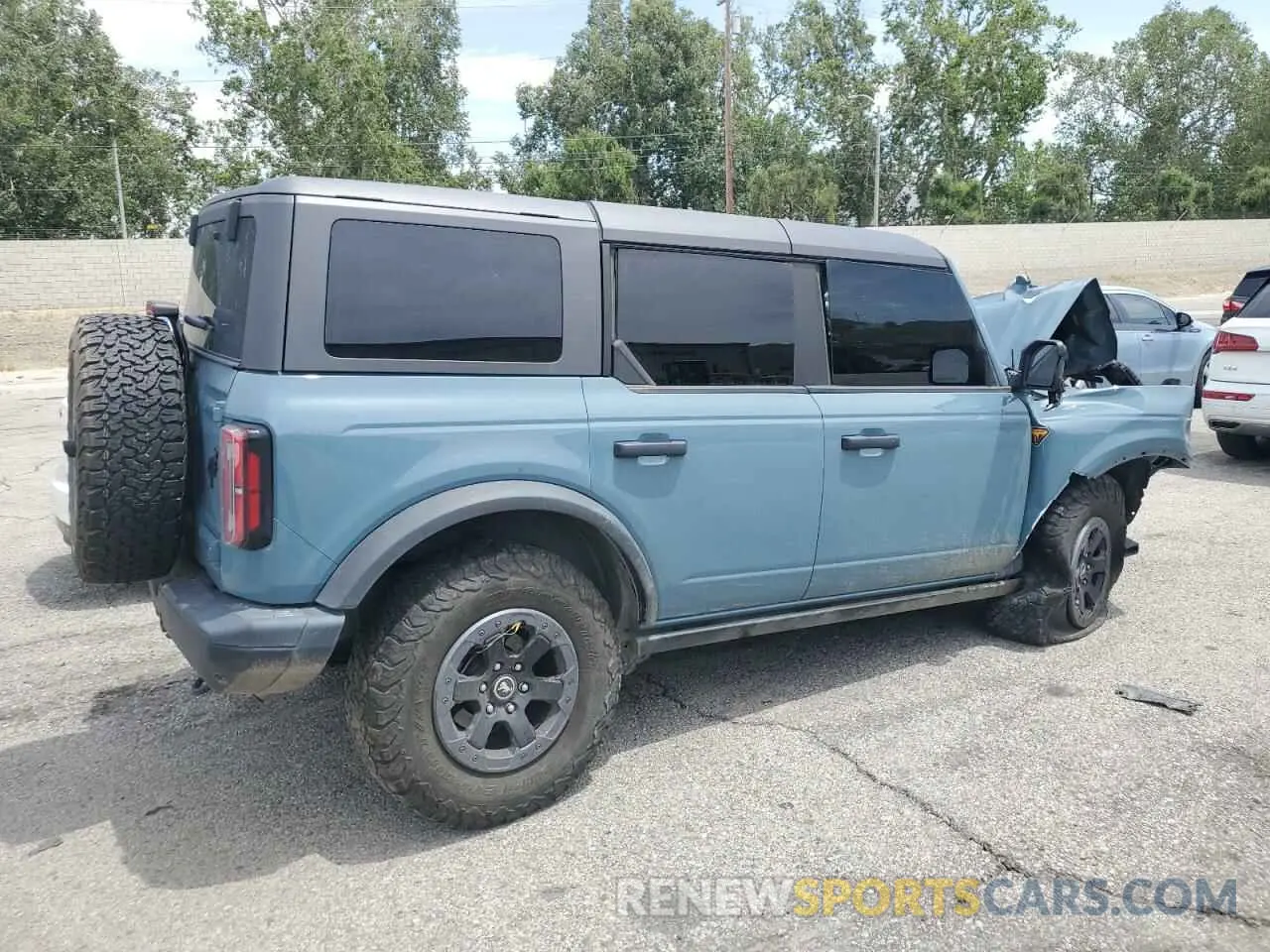 3 Фотография поврежденного автомобиля 1FMEE5DP4NLB75249 FORD BRONCO 2022