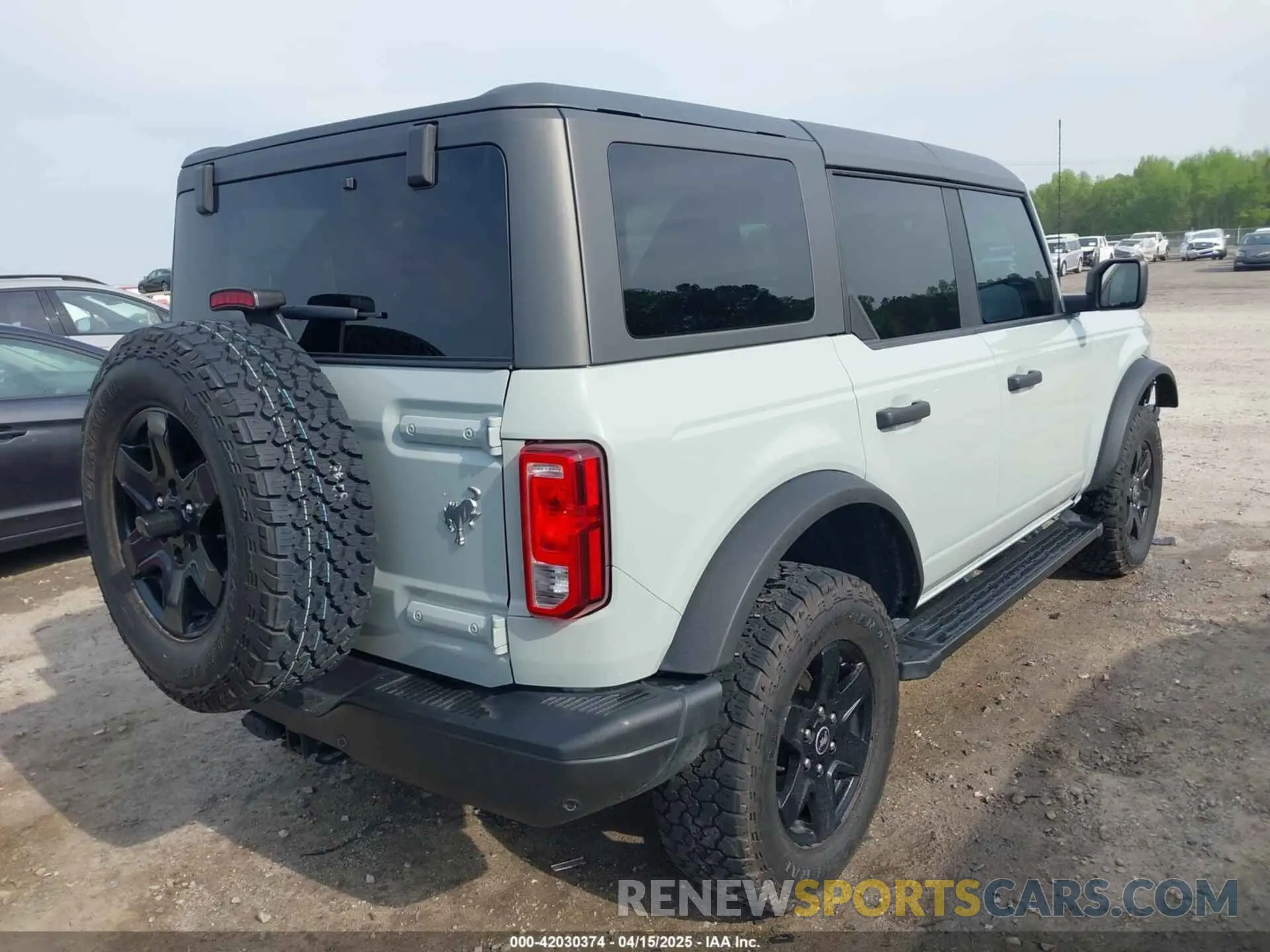 4 Фотография поврежденного автомобиля 1FMEE5DP5NLB29798 FORD BRONCO 2022
