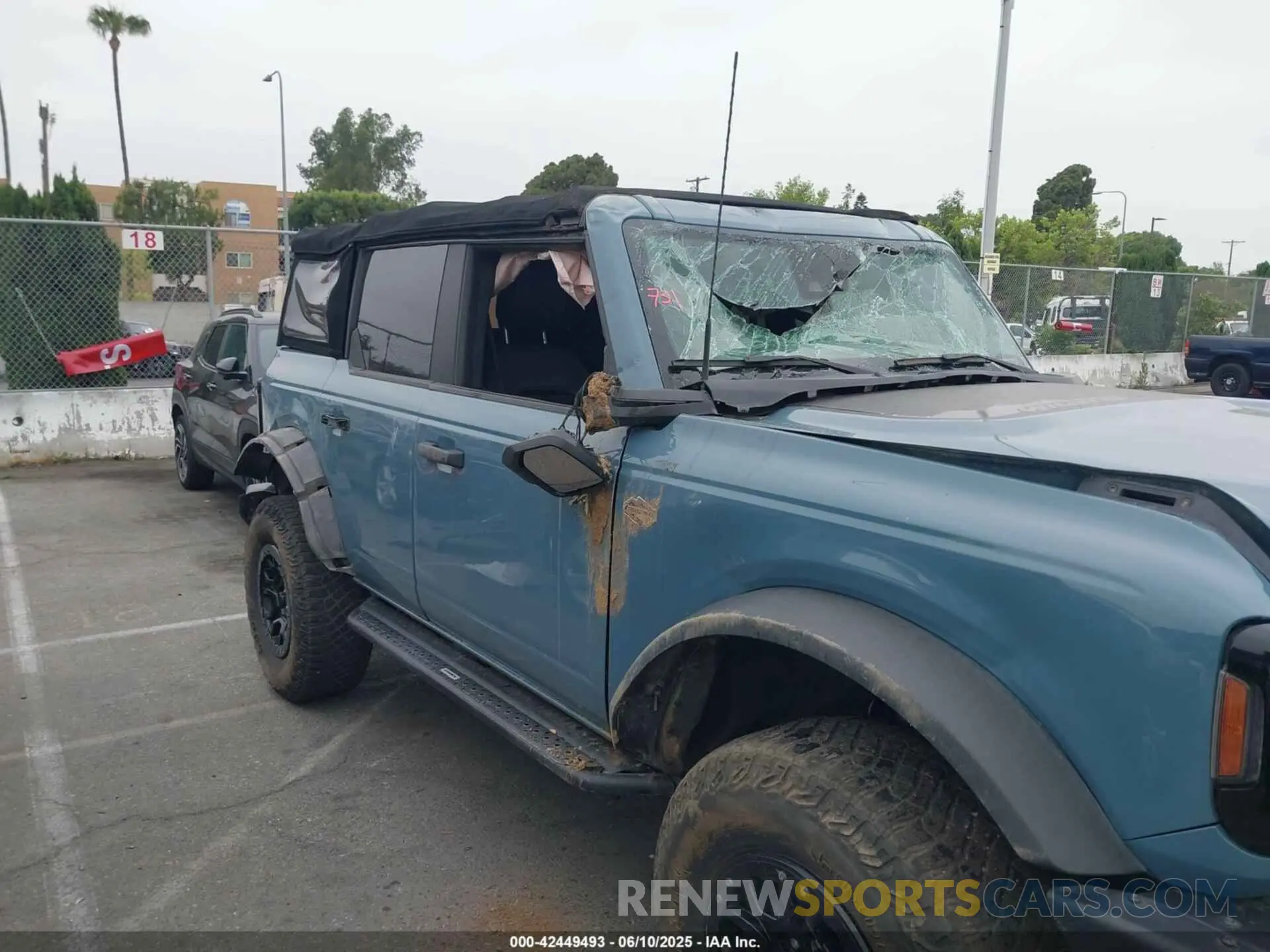 12 Фотография поврежденного автомобиля 1FMEE5DP6NLA91823 FORD BRONCO 2022