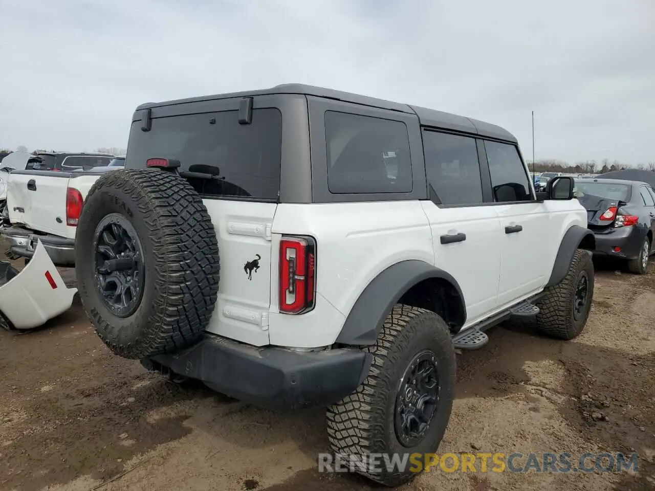 3 Фотография поврежденного автомобиля 1FMEE5DP8NLA72478 FORD BRONCO 2022