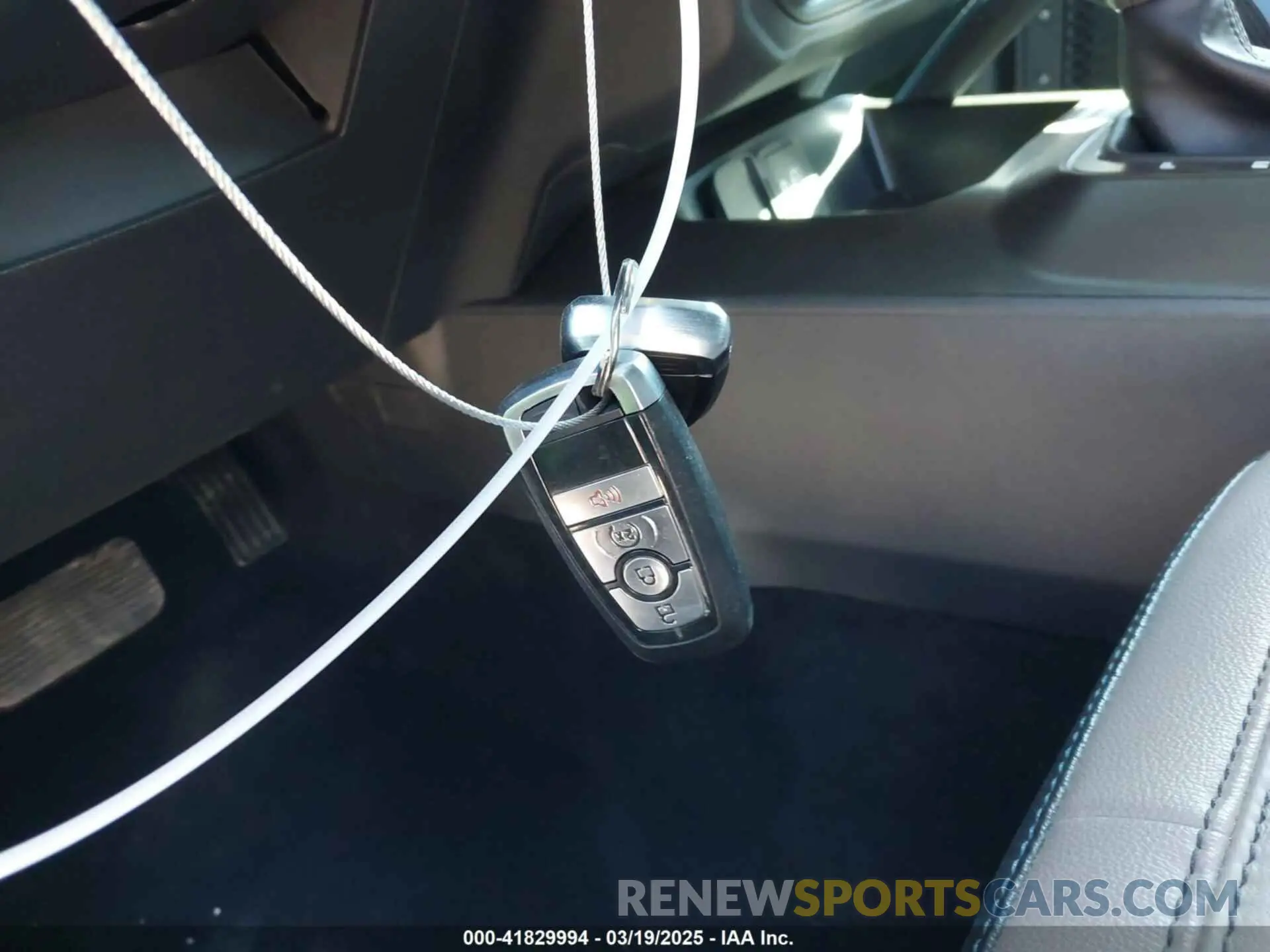 11 Photograph of a damaged car 1FMEE5DP8NLA97039 FORD BRONCO 2022