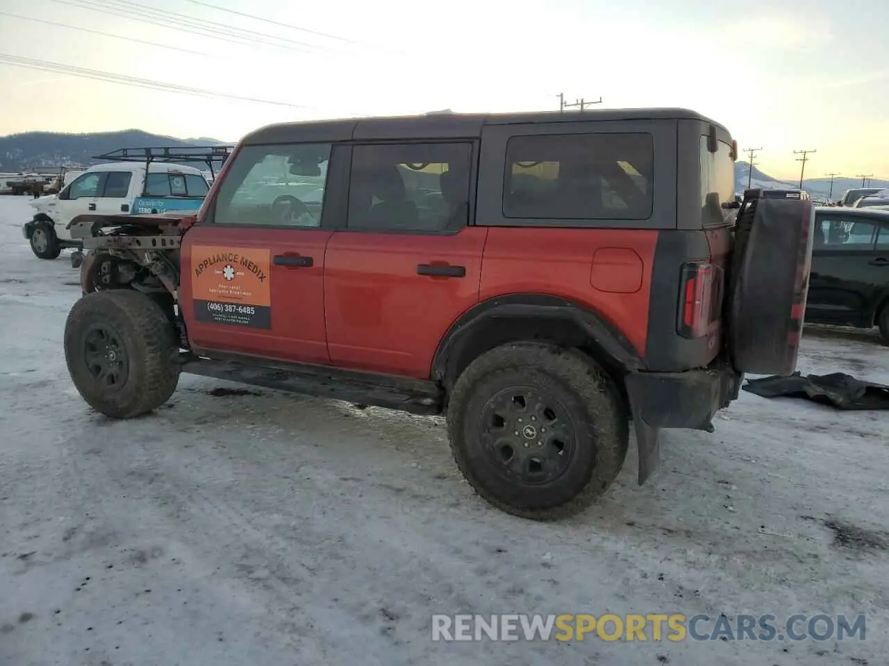 2 Photograph of a damaged car 1FMEE5DP8NLB53951 FORD BRONCO 2022
