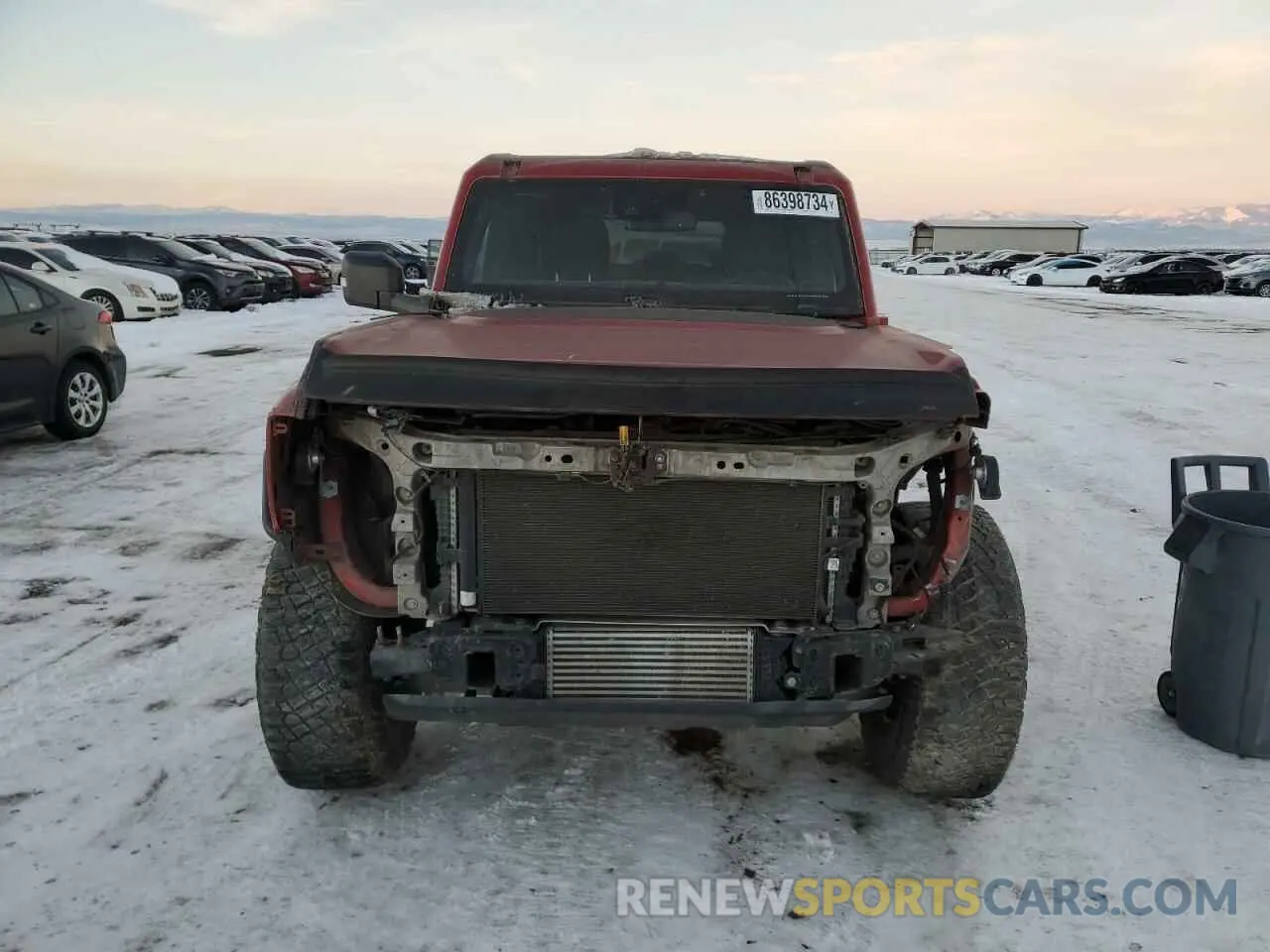 5 Photograph of a damaged car 1FMEE5DP8NLB53951 FORD BRONCO 2022