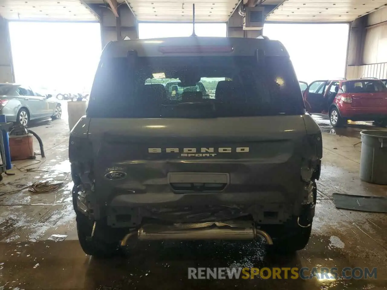 6 Photograph of a damaged car 3FMCR9B60NRD38316 FORD BRONCO 2022