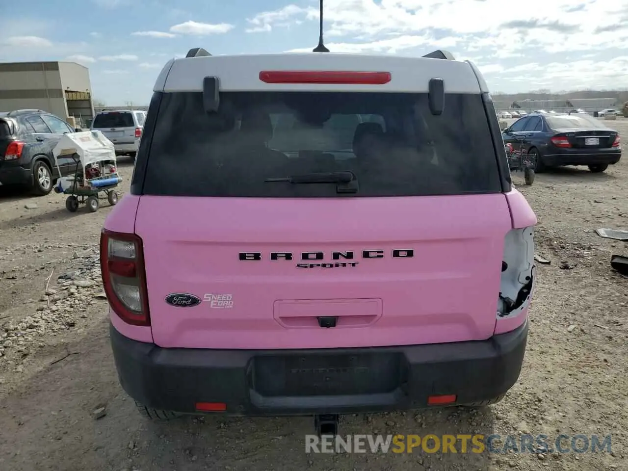 6 Photograph of a damaged car 3FMCR9B66NRD15476 FORD BRONCO 2022
