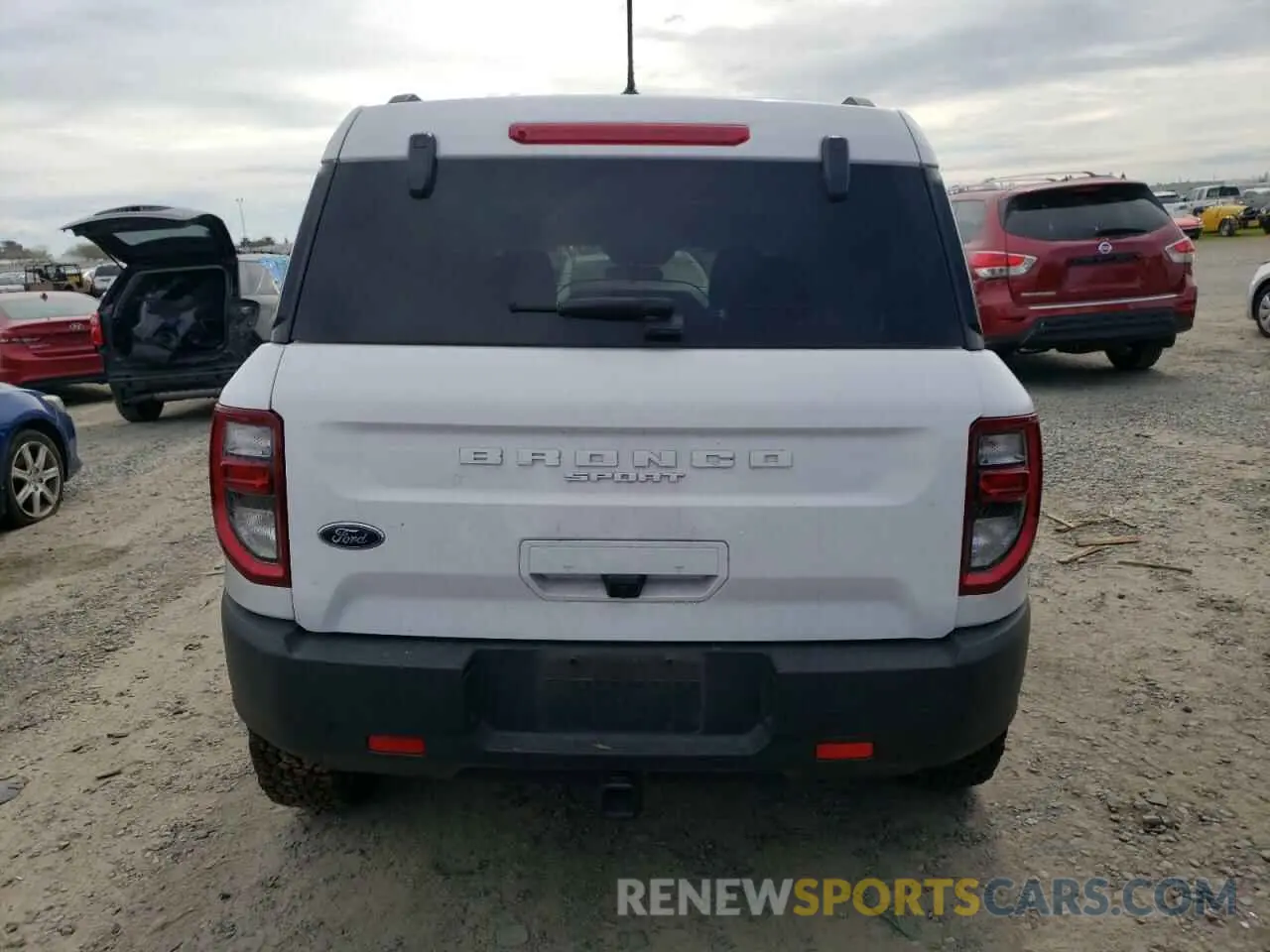 6 Фотография поврежденного автомобиля 3FMCR9B67NRD10447 FORD BRONCO 2022