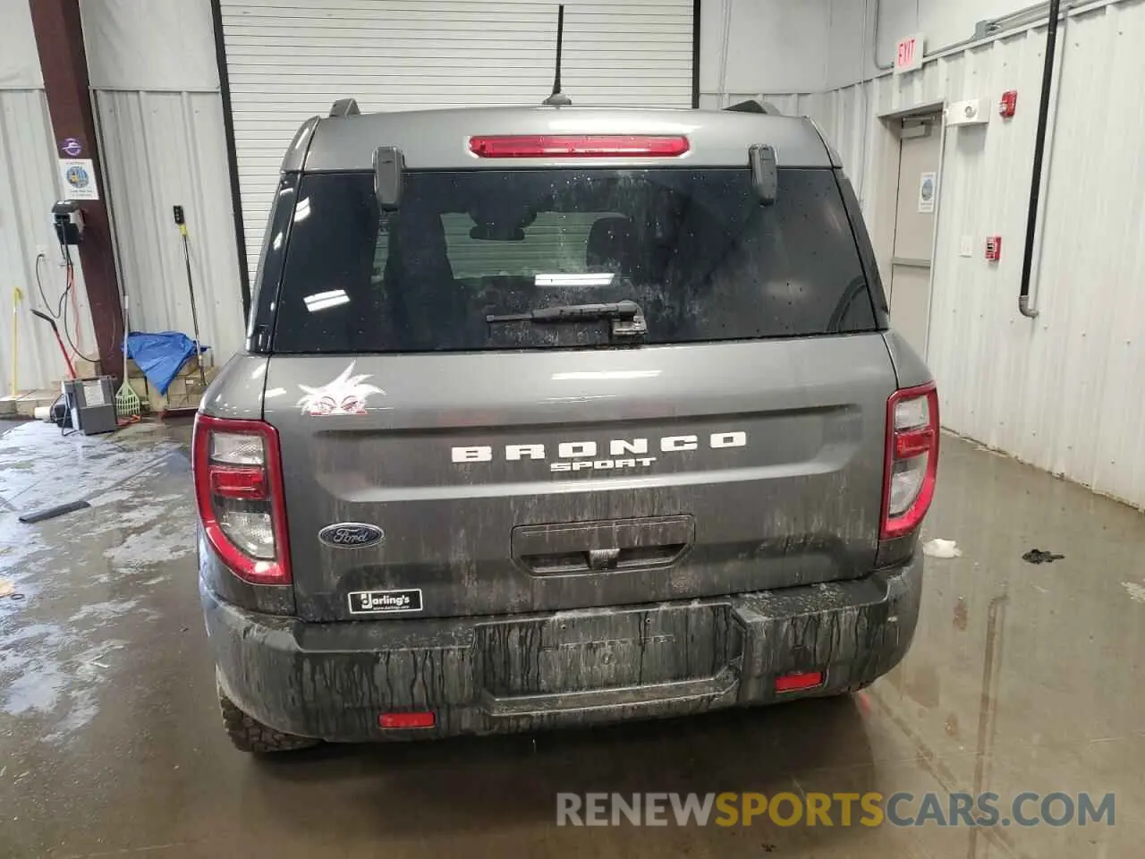 6 Photograph of a damaged car 3FMCR9B68NRD27936 FORD BRONCO 2022