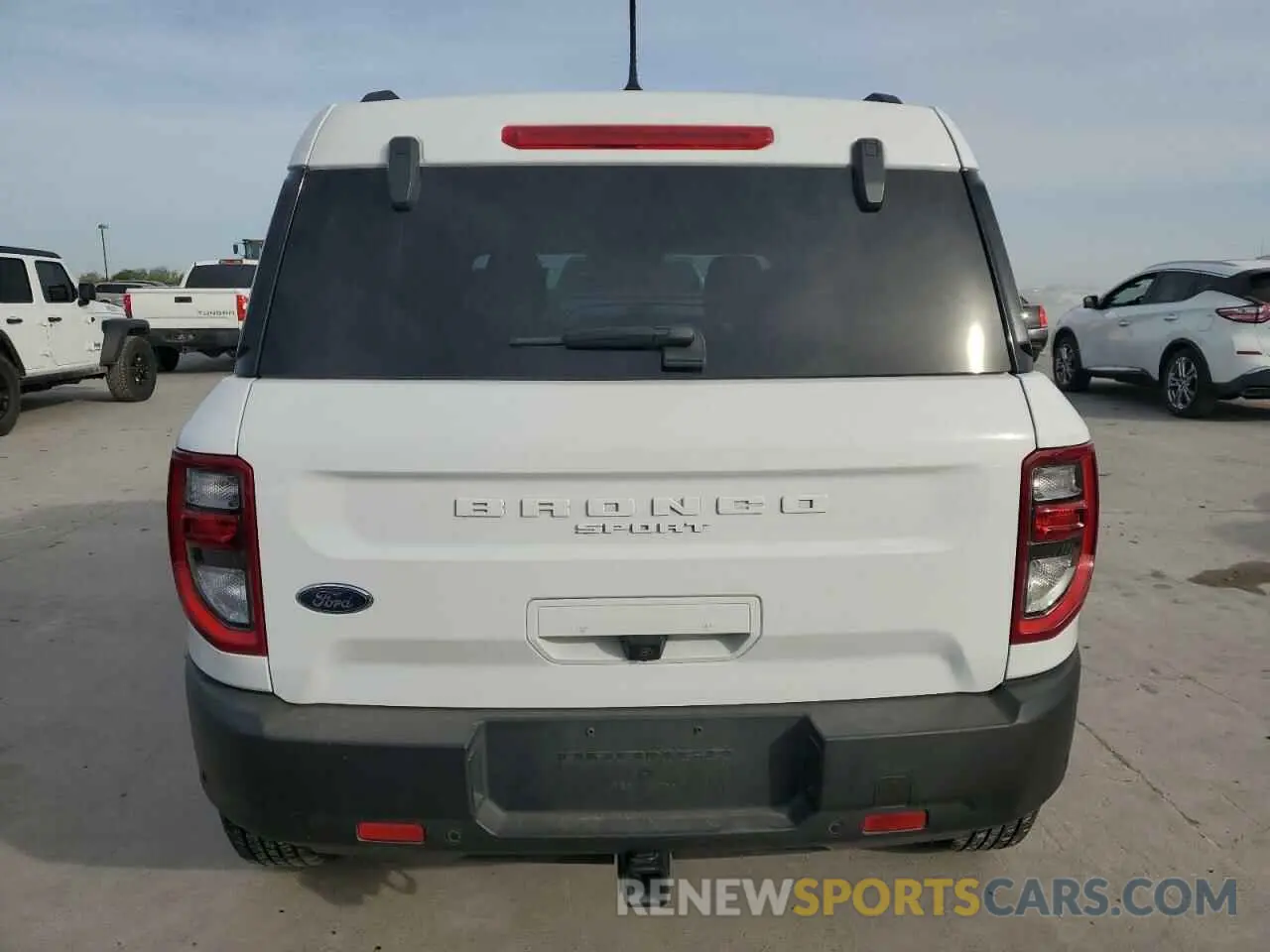 6 Фотография поврежденного автомобиля 3FMCR9B68NRD70432 FORD BRONCO 2022