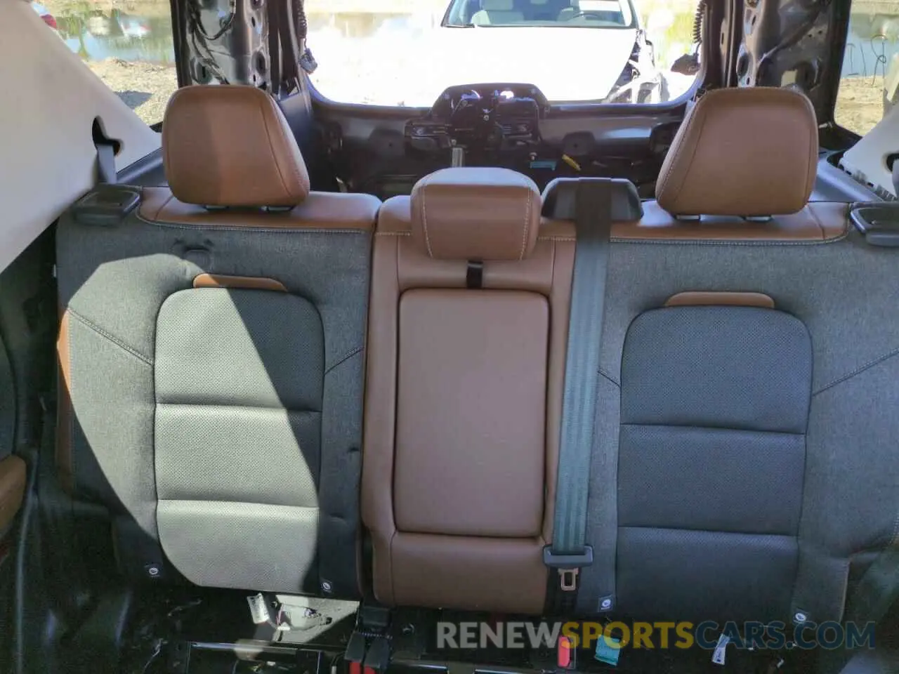 10 Фотография поврежденного автомобиля 3FMCR9C61NRD11365 FORD BRONCO 2022