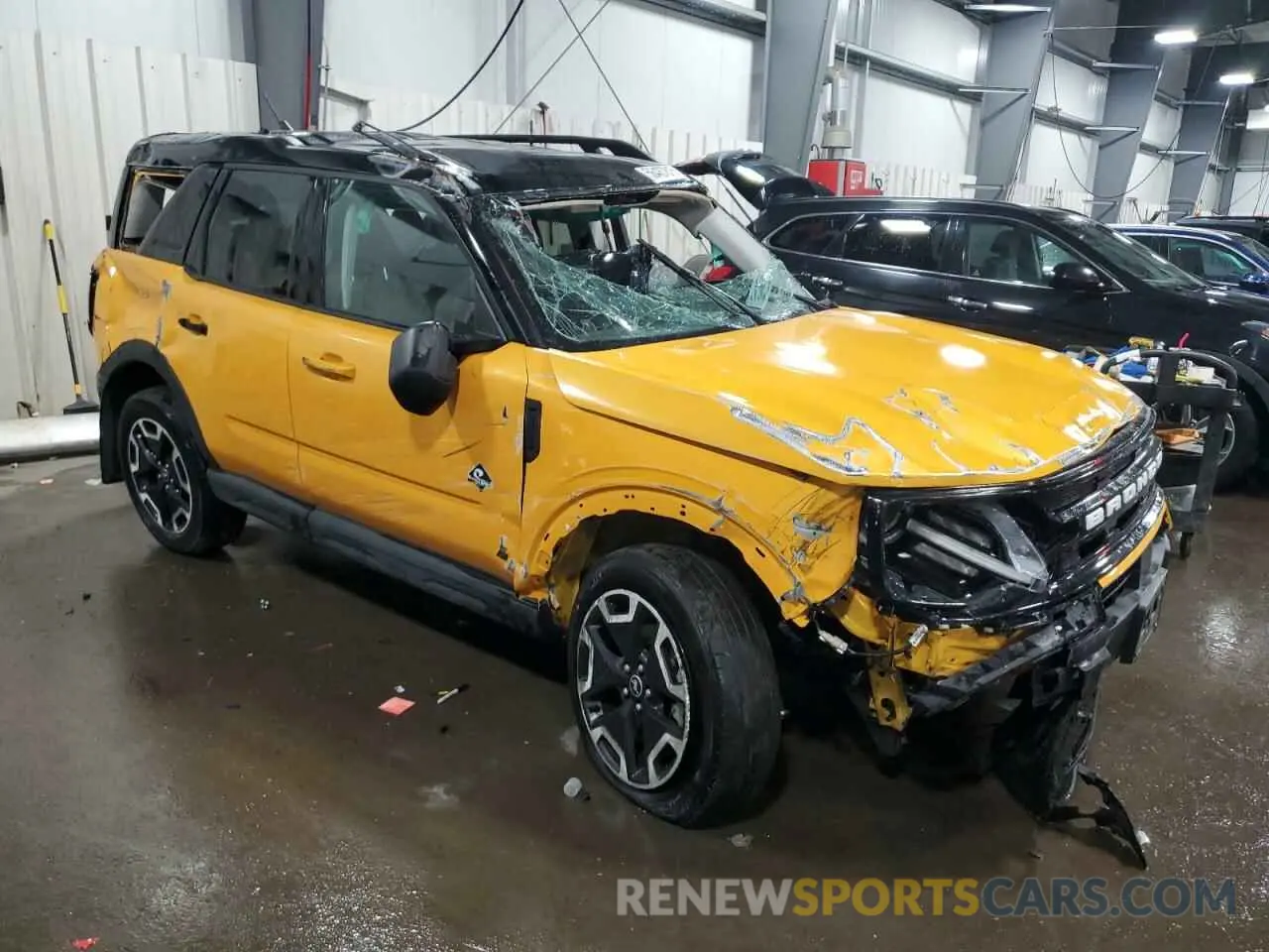 4 Photograph of a damaged car 3FMCR9C63NRD70417 FORD BRONCO 2022