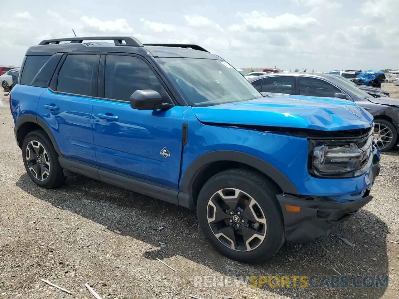 4 Photograph of a damaged car 3FMCR9C63NRE12567 FORD BRONCO 2022