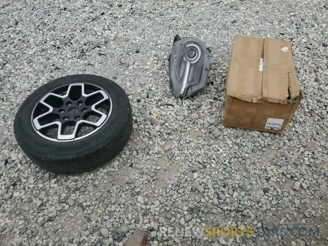 13 Photograph of a damaged car 3FMCR9C67NRD26873 FORD BRONCO 2022