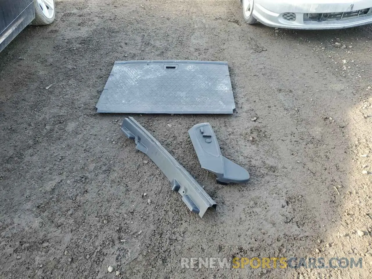 13 Photograph of a damaged car 3FMCR9D95NRE23787 FORD BRONCO 2022