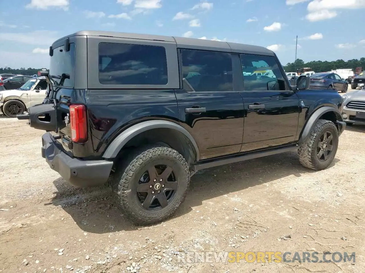 3 Photograph of a damaged car 1FMDE5BH0PLB83665 FORD BRONCO 2023