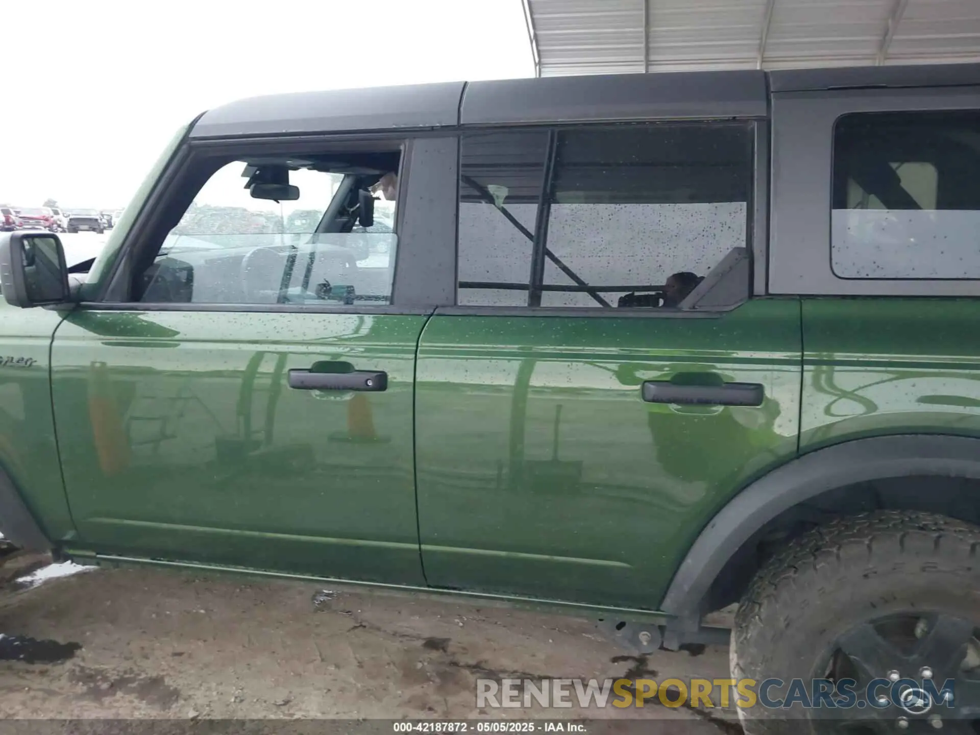 14 Photograph of a damaged car 1FMDE5BH4PLB88500 FORD BRONCO 2023
