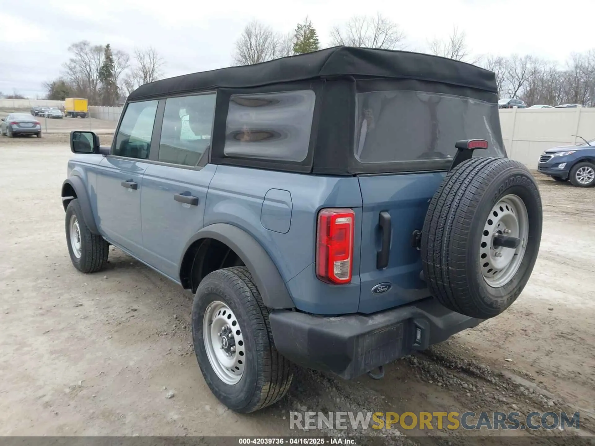 3 Фотография поврежденного автомобиля 1FMDE5BH5PLB17435 FORD BRONCO 2023