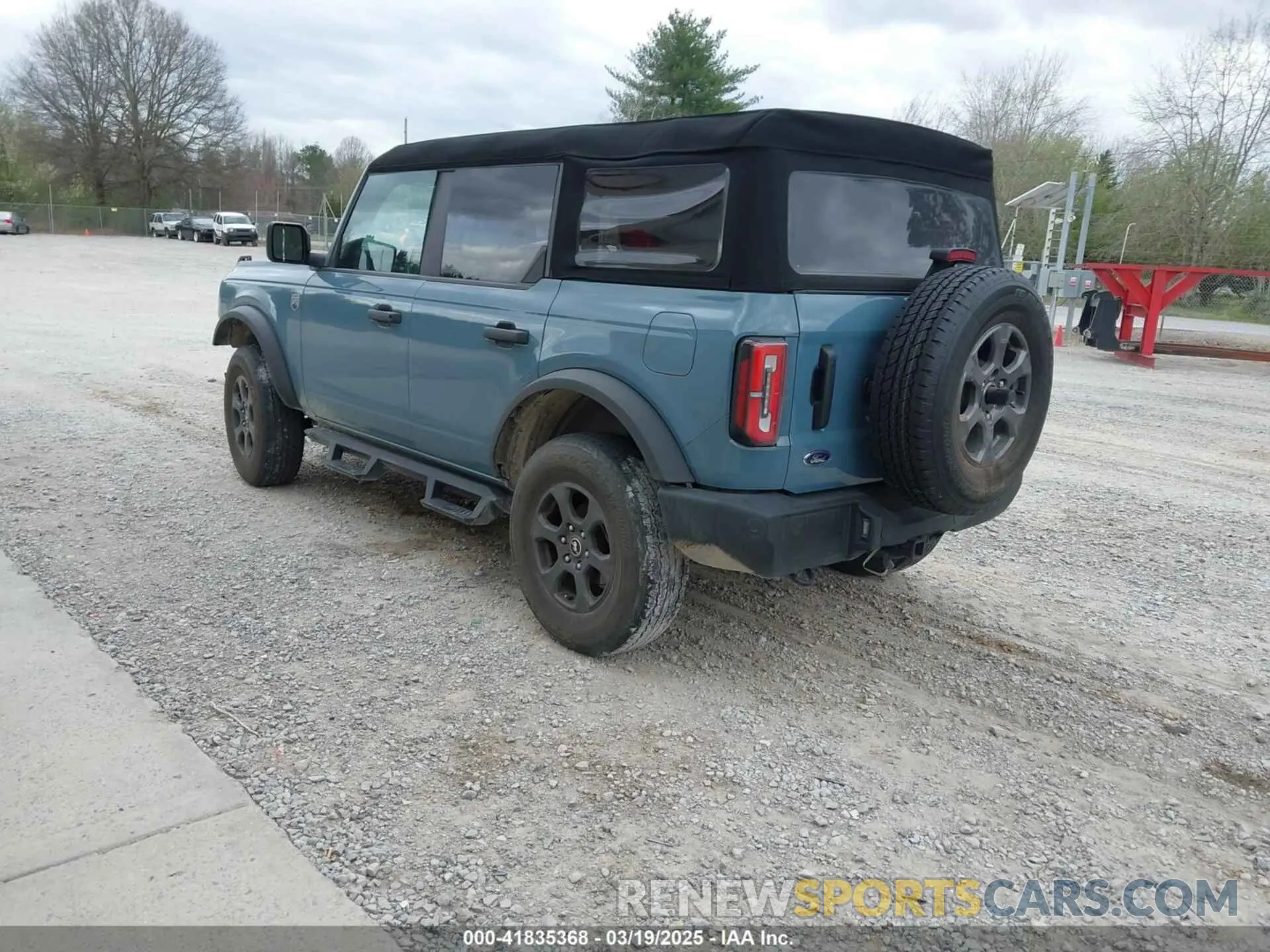 3 Photograph of a damaged car 1FMDE5BH8PLB46878 FORD BRONCO 2023