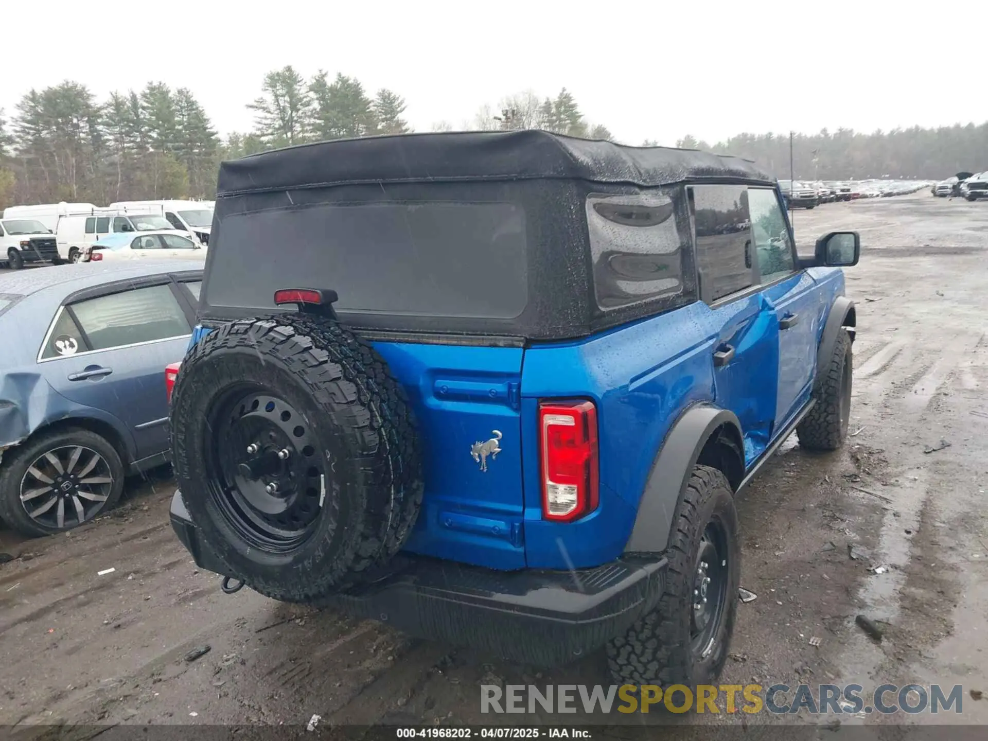 4 Photograph of a damaged car 1FMDE5BH8PLB71229 FORD BRONCO 2023