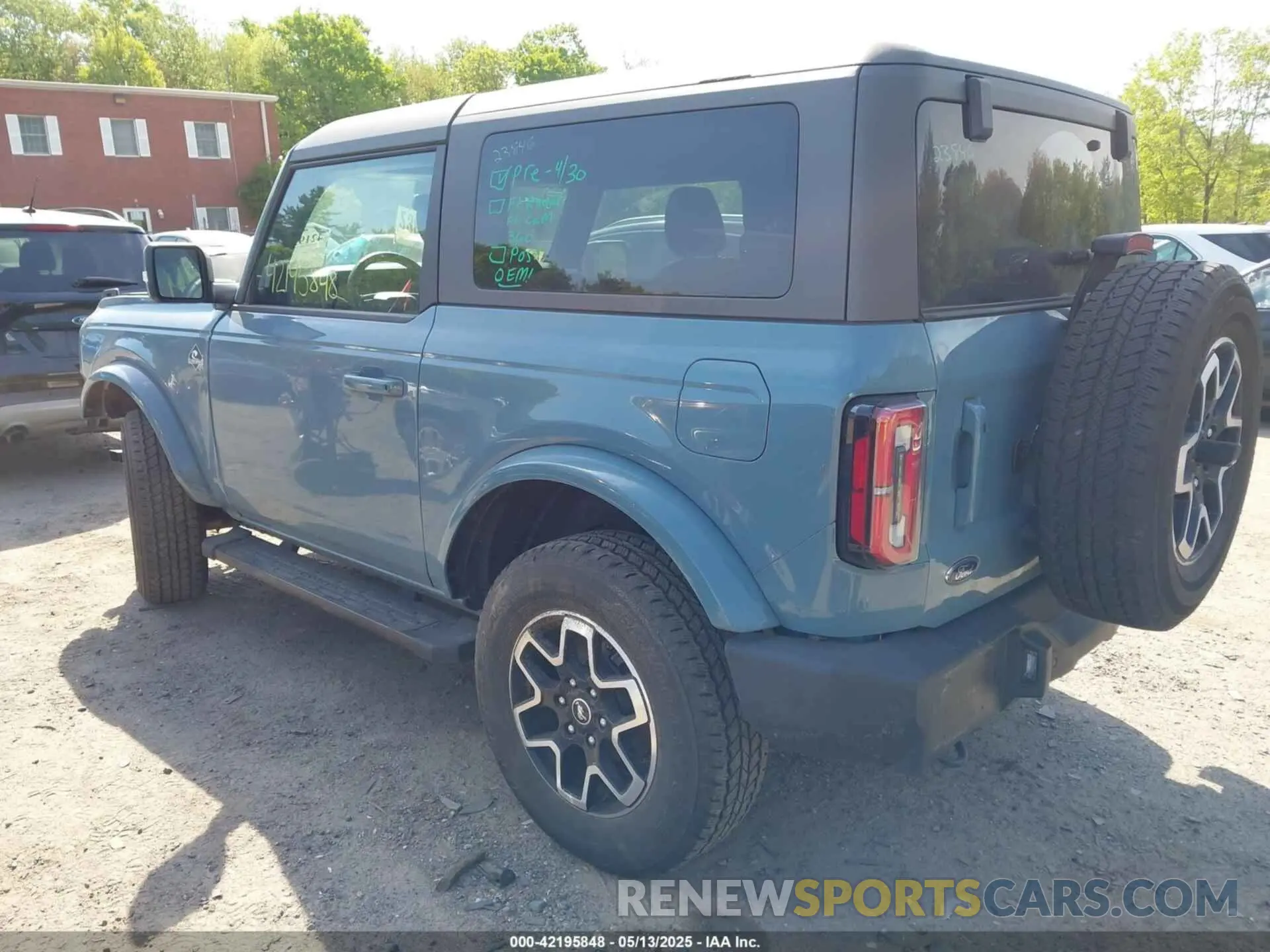 3 Photograph of a damaged car 1FMDE5CP0PLB85857 FORD BRONCO 2023