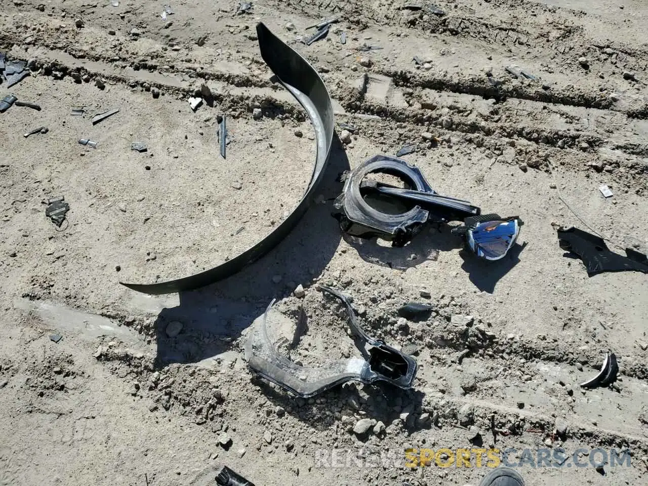 15 Photograph of a damaged car 1FMDE5CP6PLB31740 FORD BRONCO 2023