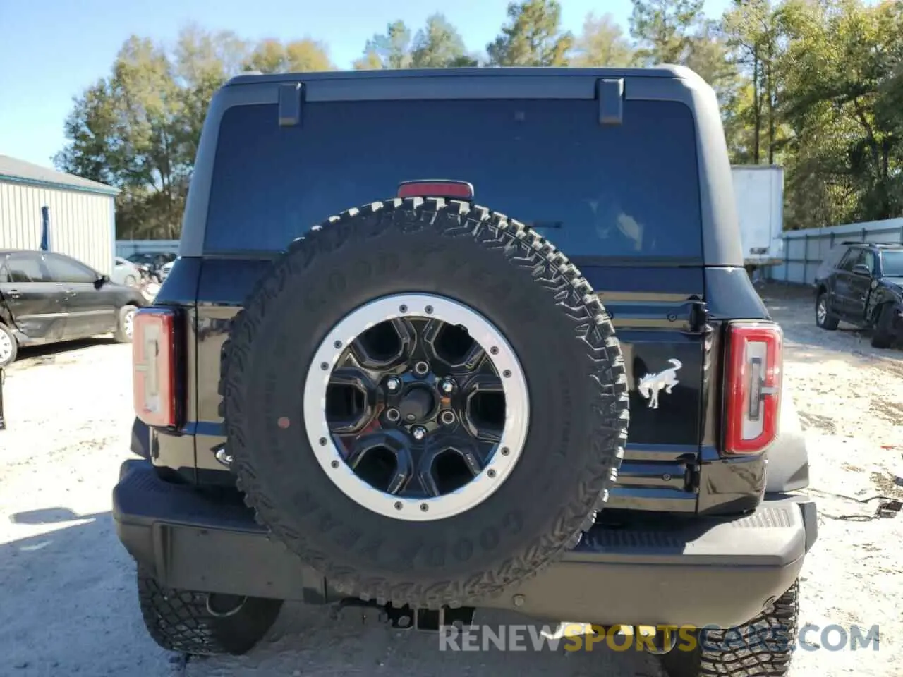 6 Photograph of a damaged car 1FMDE5CP6PLB31740 FORD BRONCO 2023
