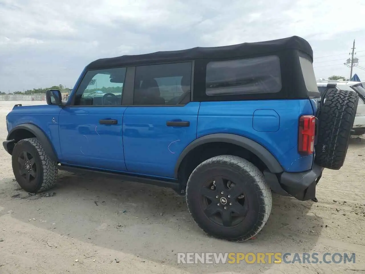 2 Photograph of a damaged car 1FMDE5DH1PLA85211 FORD BRONCO 2023