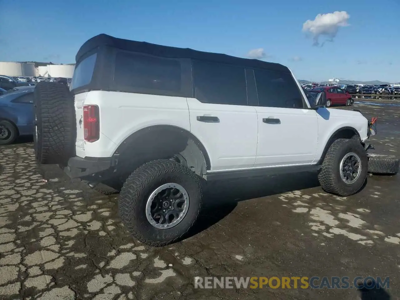 3 Фотография поврежденного автомобиля 1FMDE5DH8PLA85996 FORD BRONCO 2023