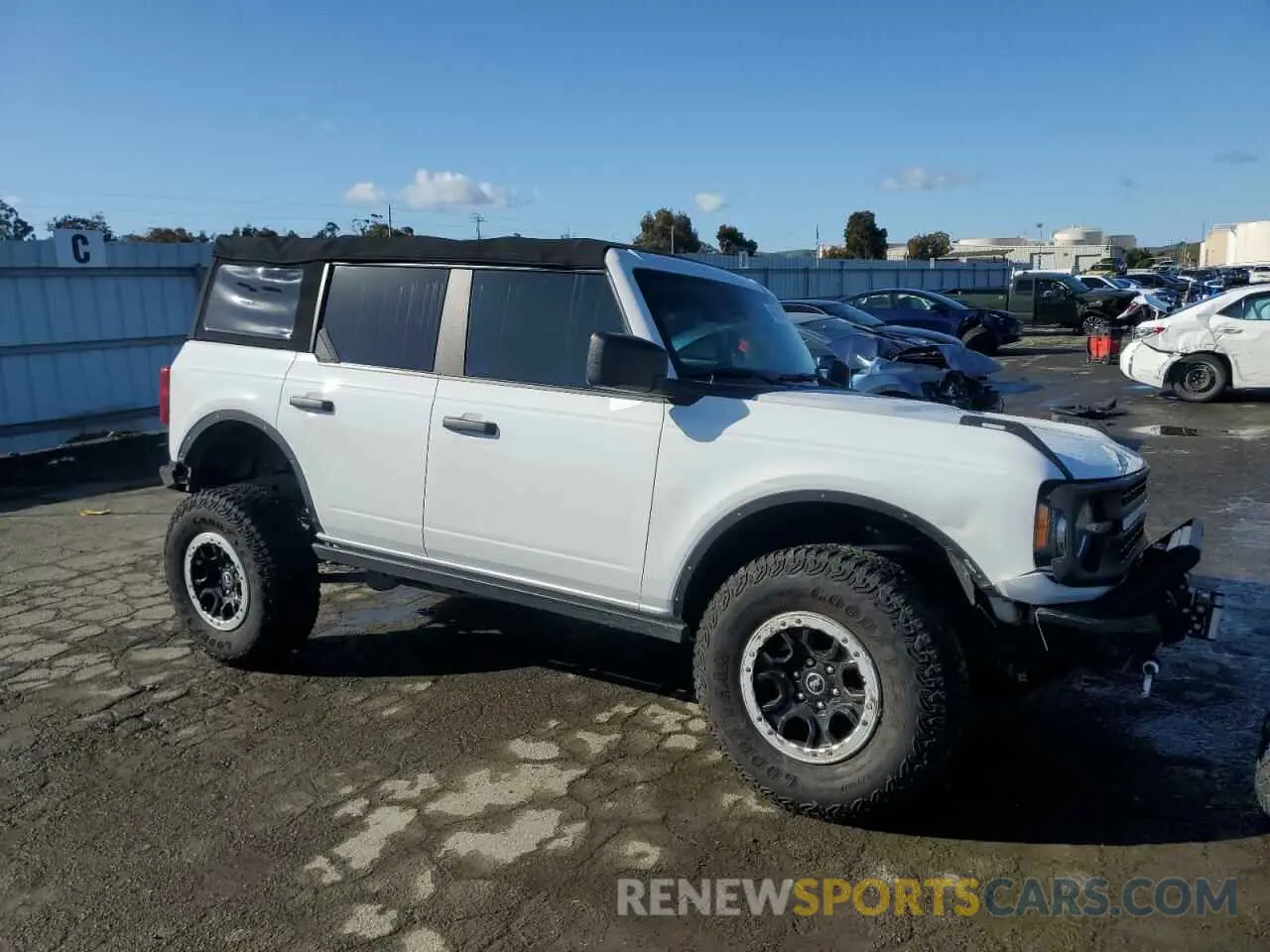 4 Фотография поврежденного автомобиля 1FMDE5DH8PLA85996 FORD BRONCO 2023