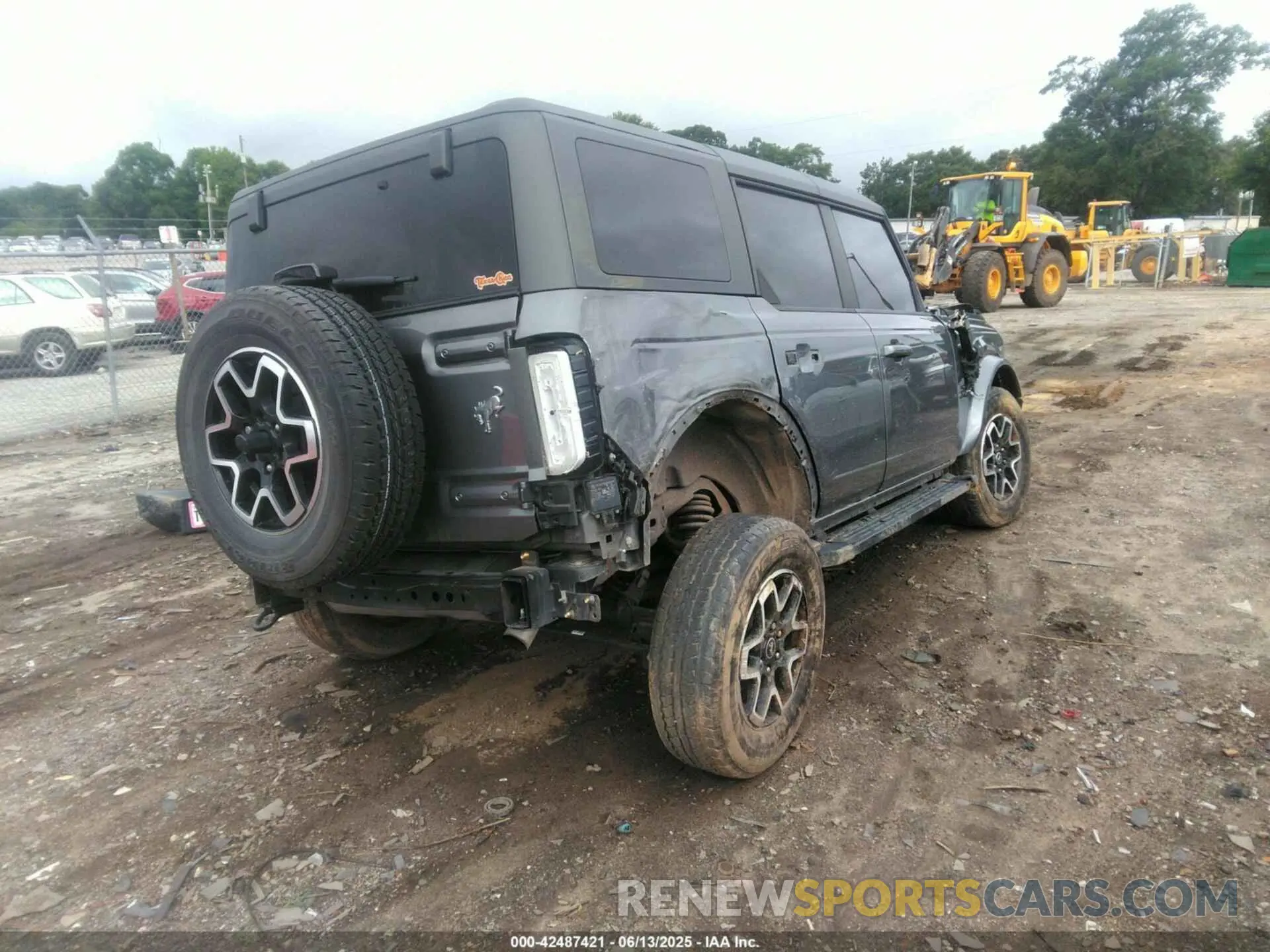 4 Photograph of a damaged car 1FMEE5BP0PLB18858 FORD BRONCO 2023