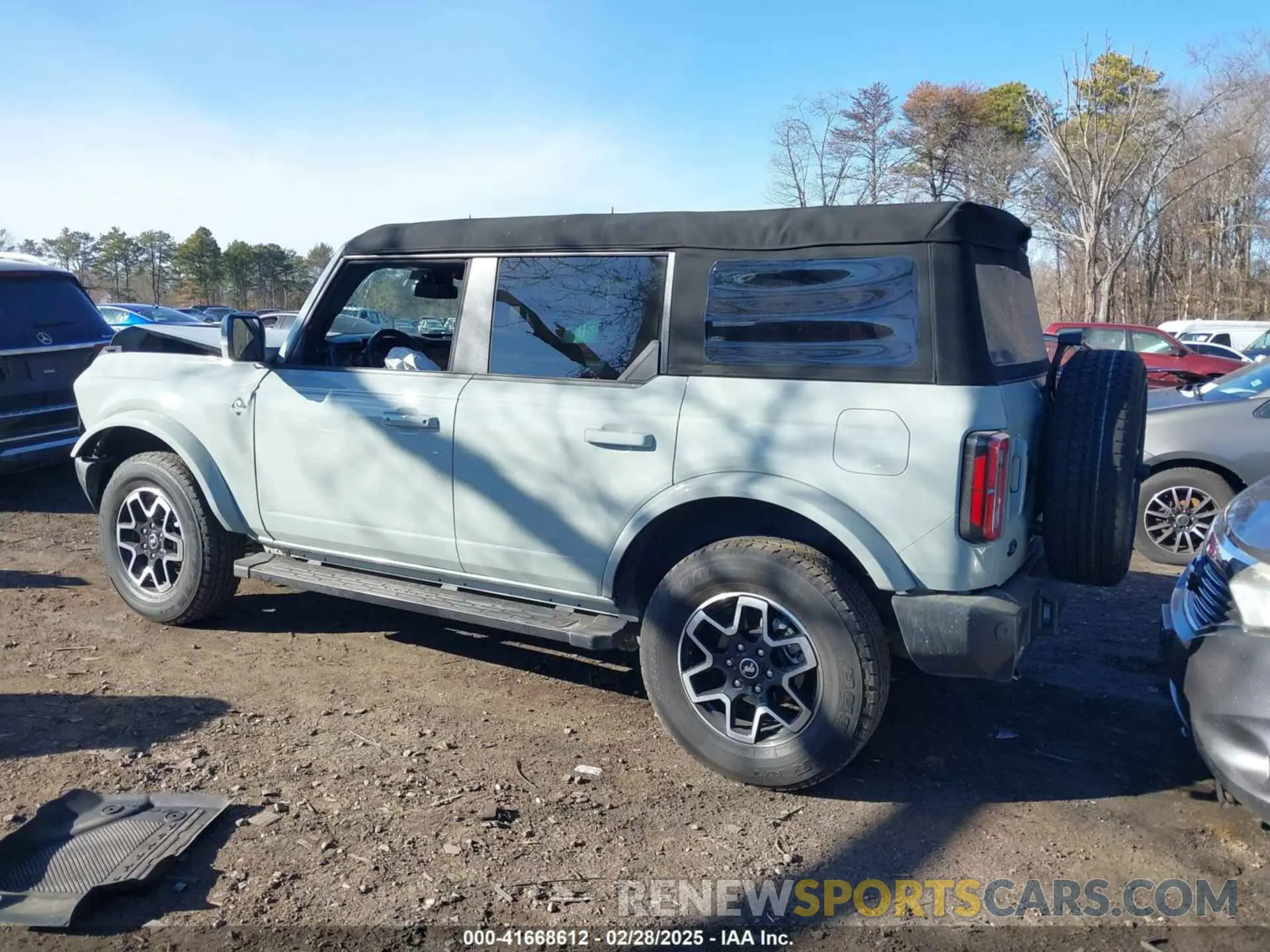 14 Photograph of a damaged car 1FMEE5BP0PLB92975 FORD BRONCO 2023