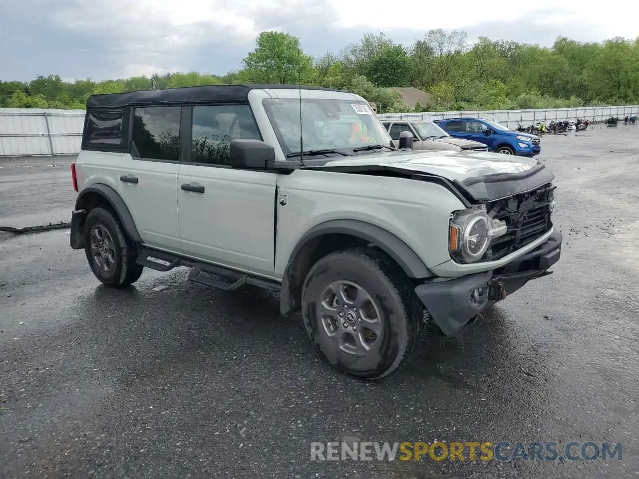 4 Фотография поврежденного автомобиля 1FMEE5BP6PLB00218 FORD BRONCO 2023