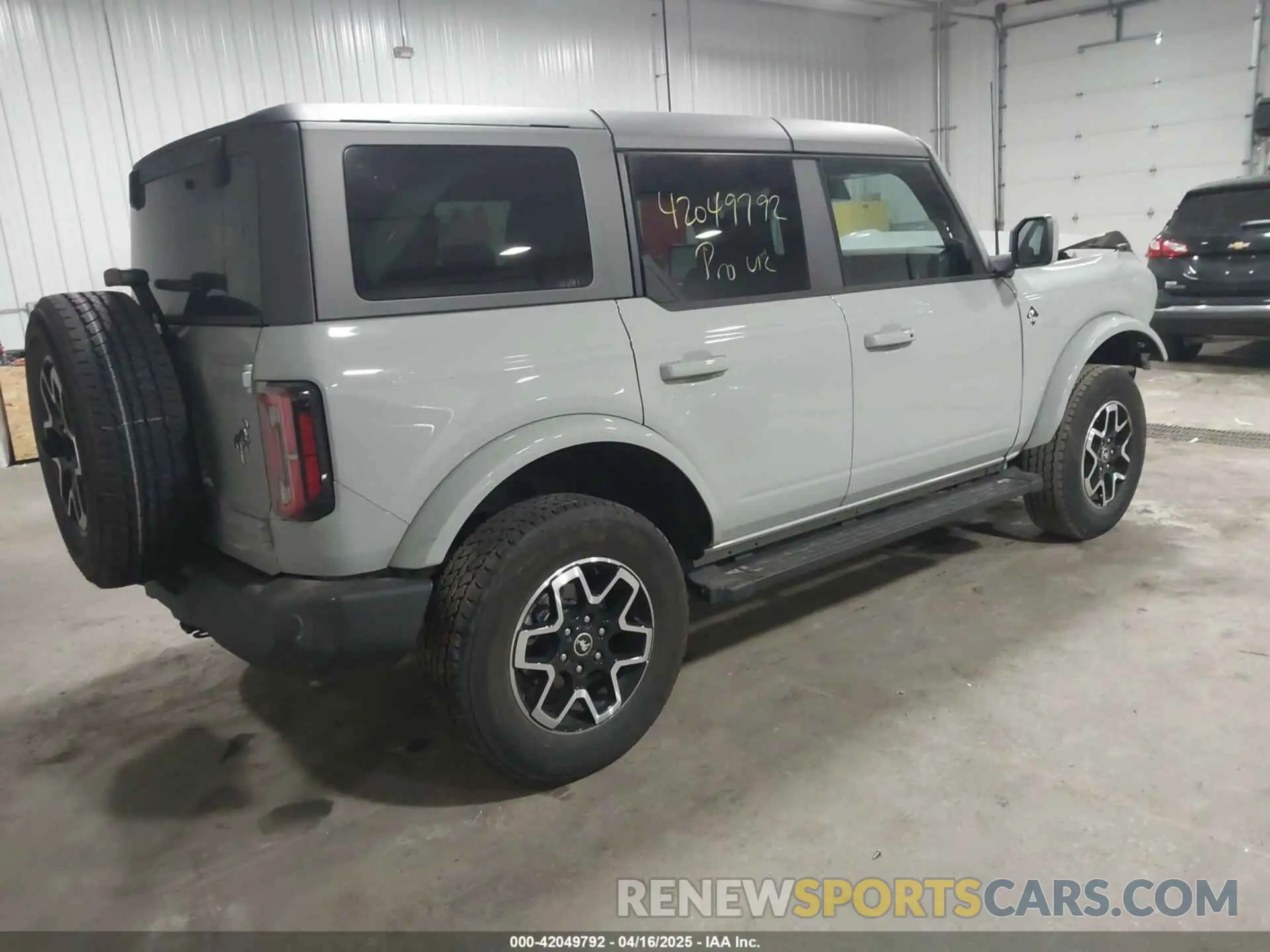 4 Фотография поврежденного автомобиля 1FMEE5BP7PLC09674 FORD BRONCO 2023