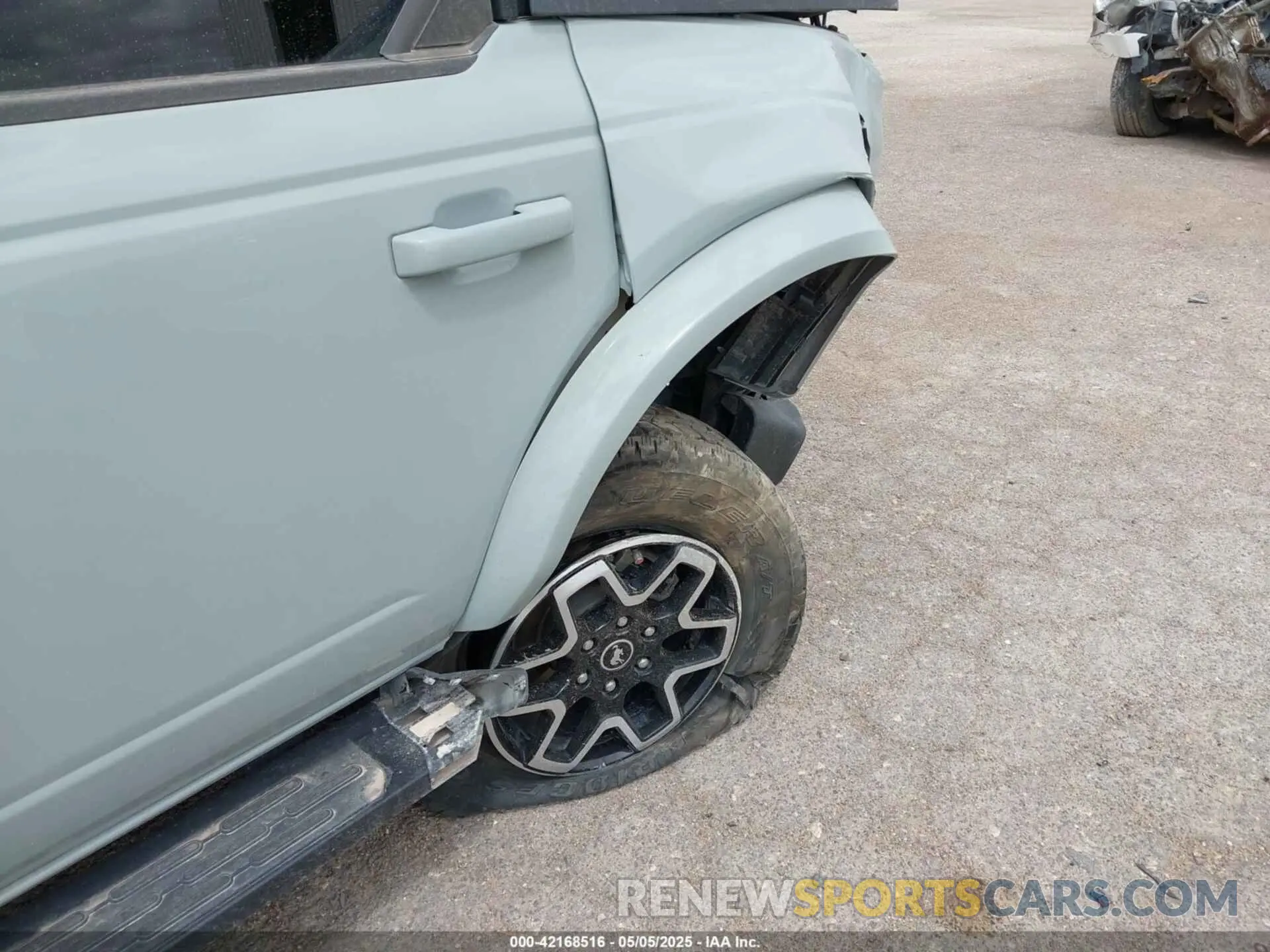 18 Фотография поврежденного автомобиля 1FMEE5BP9PLA97587 FORD BRONCO 2023